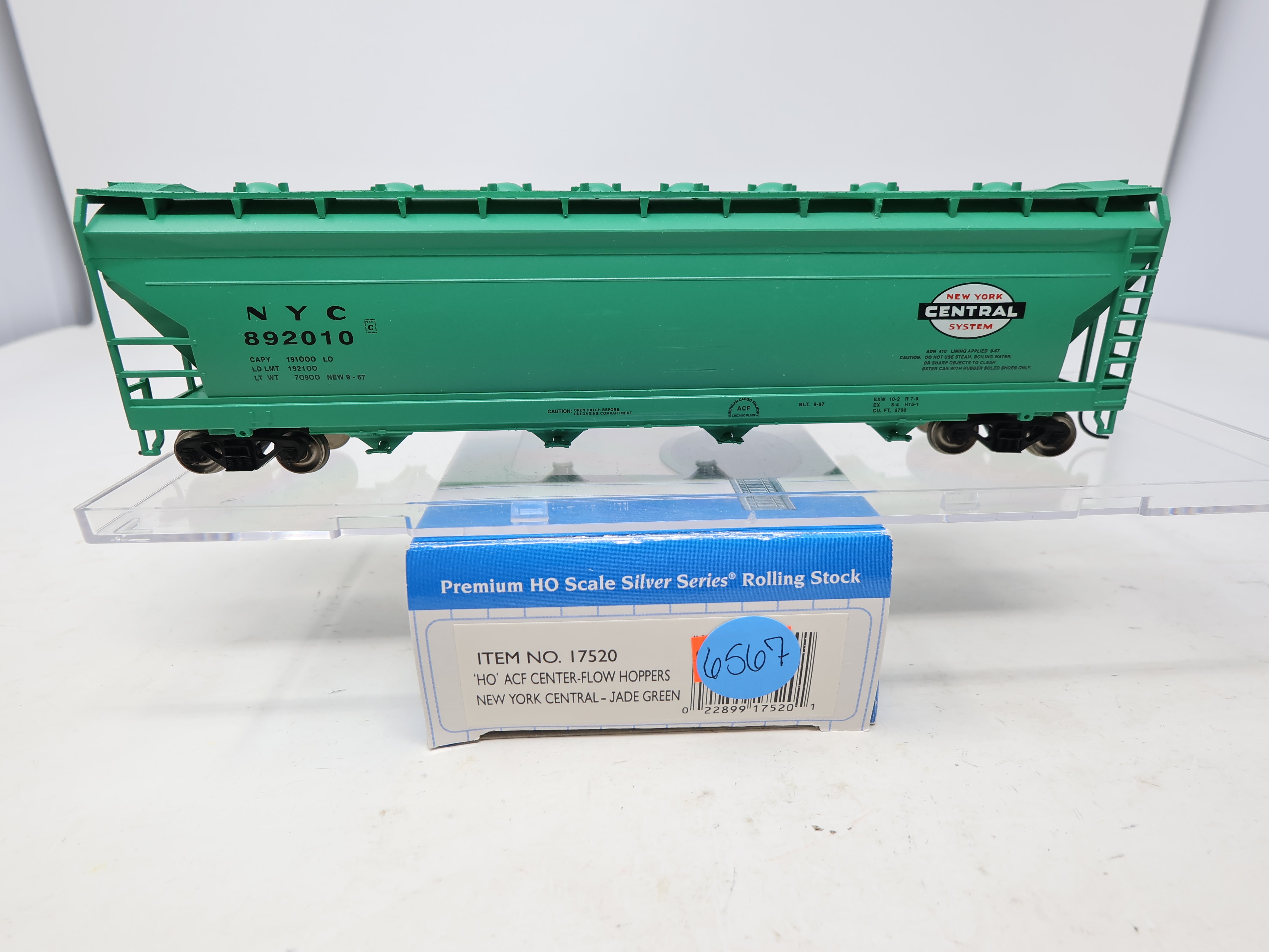 USED Bachmann 17520 HO Scale, 56' ACF Center Flow Hopper, New York Central NYC #892010