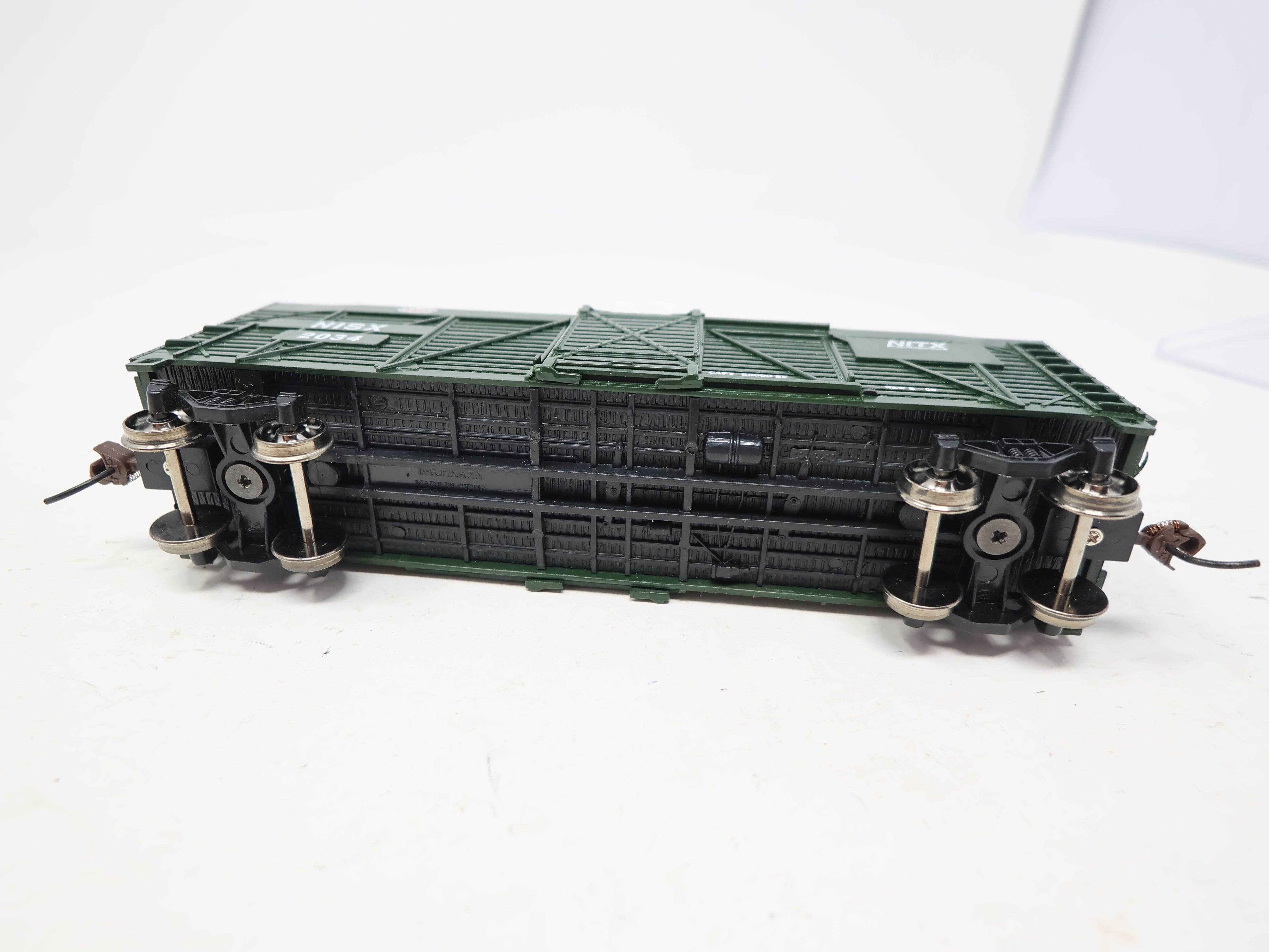 USED Bachmann 18520 HO Scale, 40' Stock Car, New York Central NISX #2034