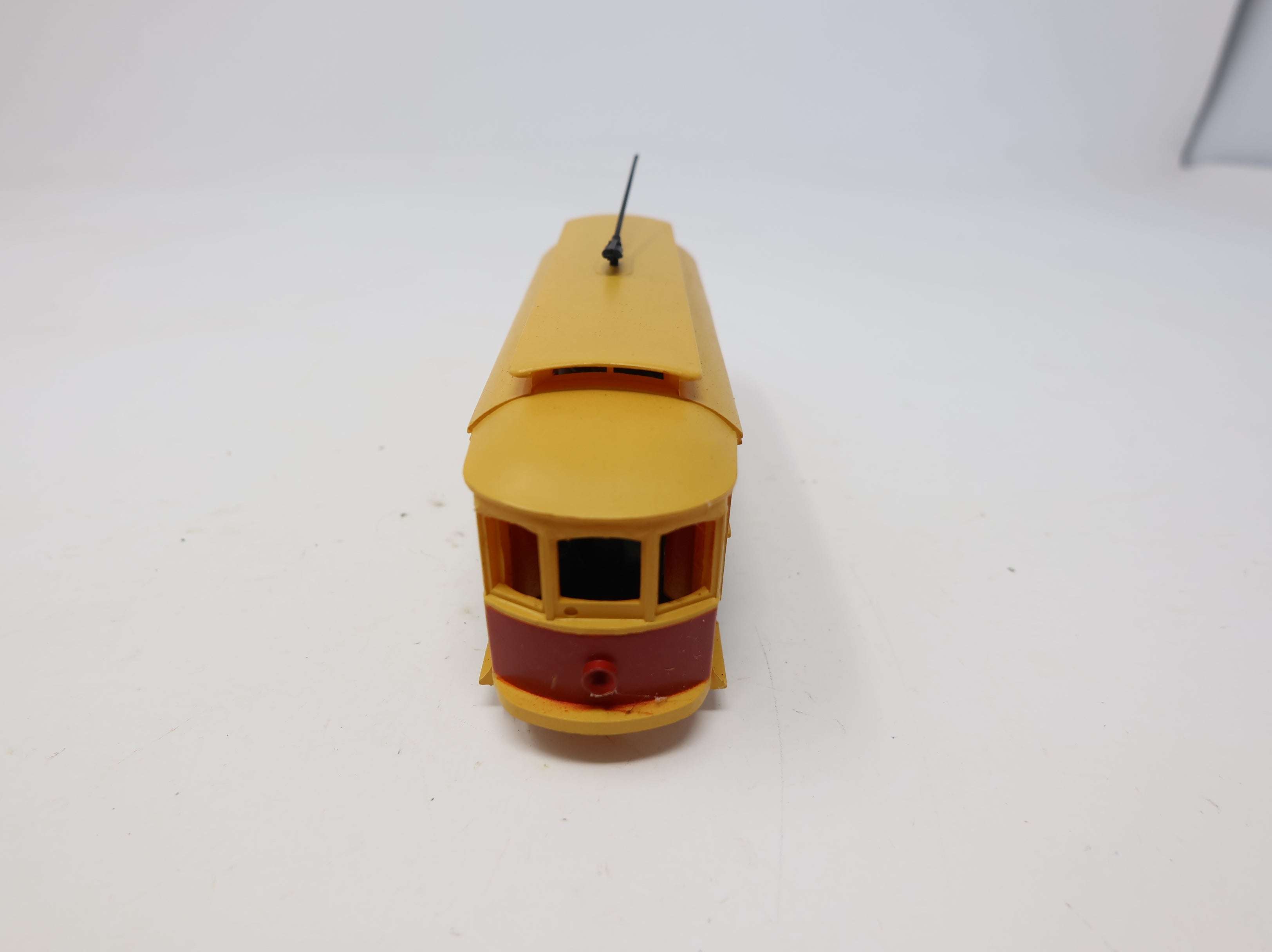 USED HO Scale Trolley Car Main Street #65 Parts/Repairs DC