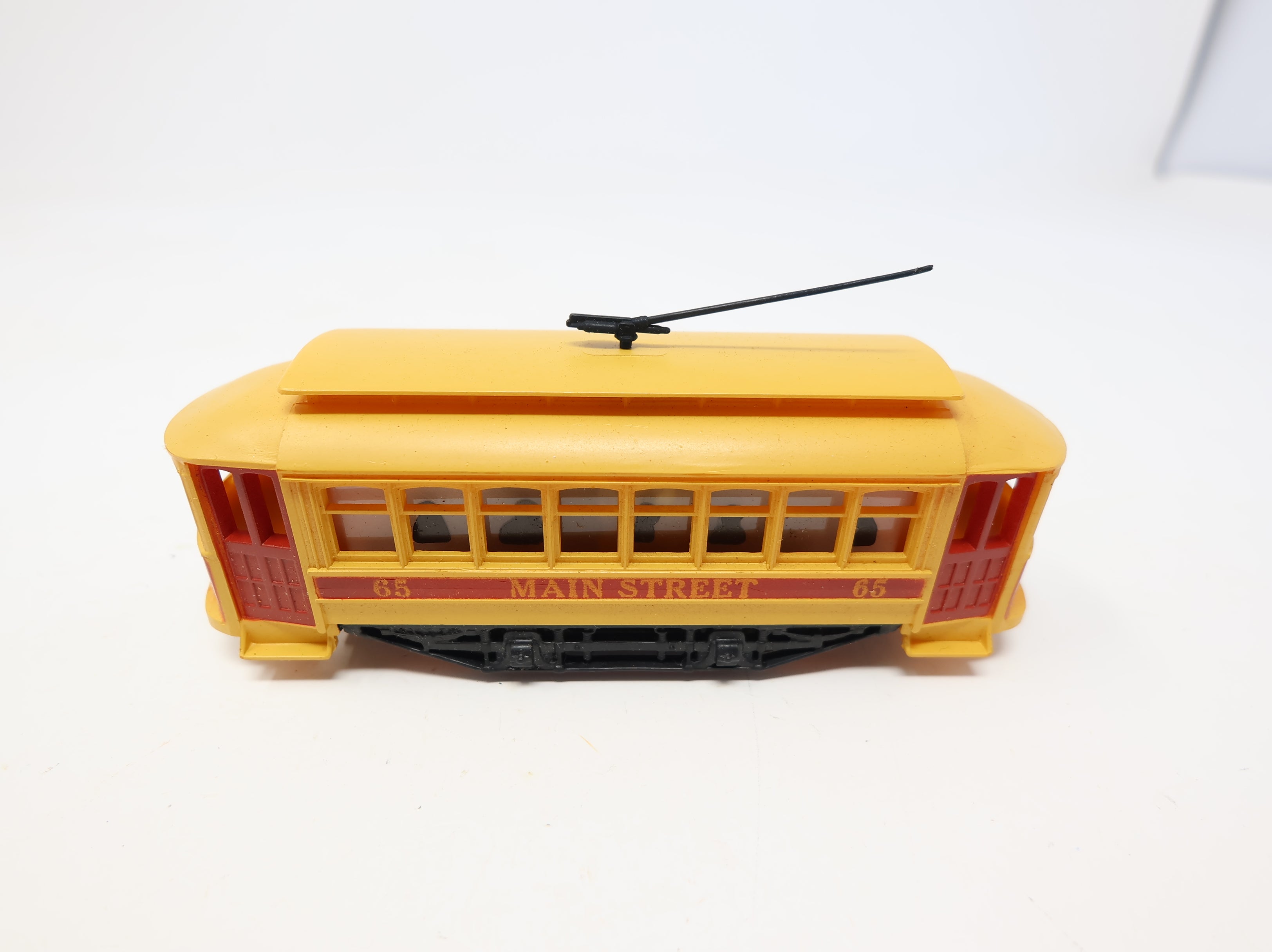 USED HO Scale Trolley Car Main Street #65 Parts/Repairs DC