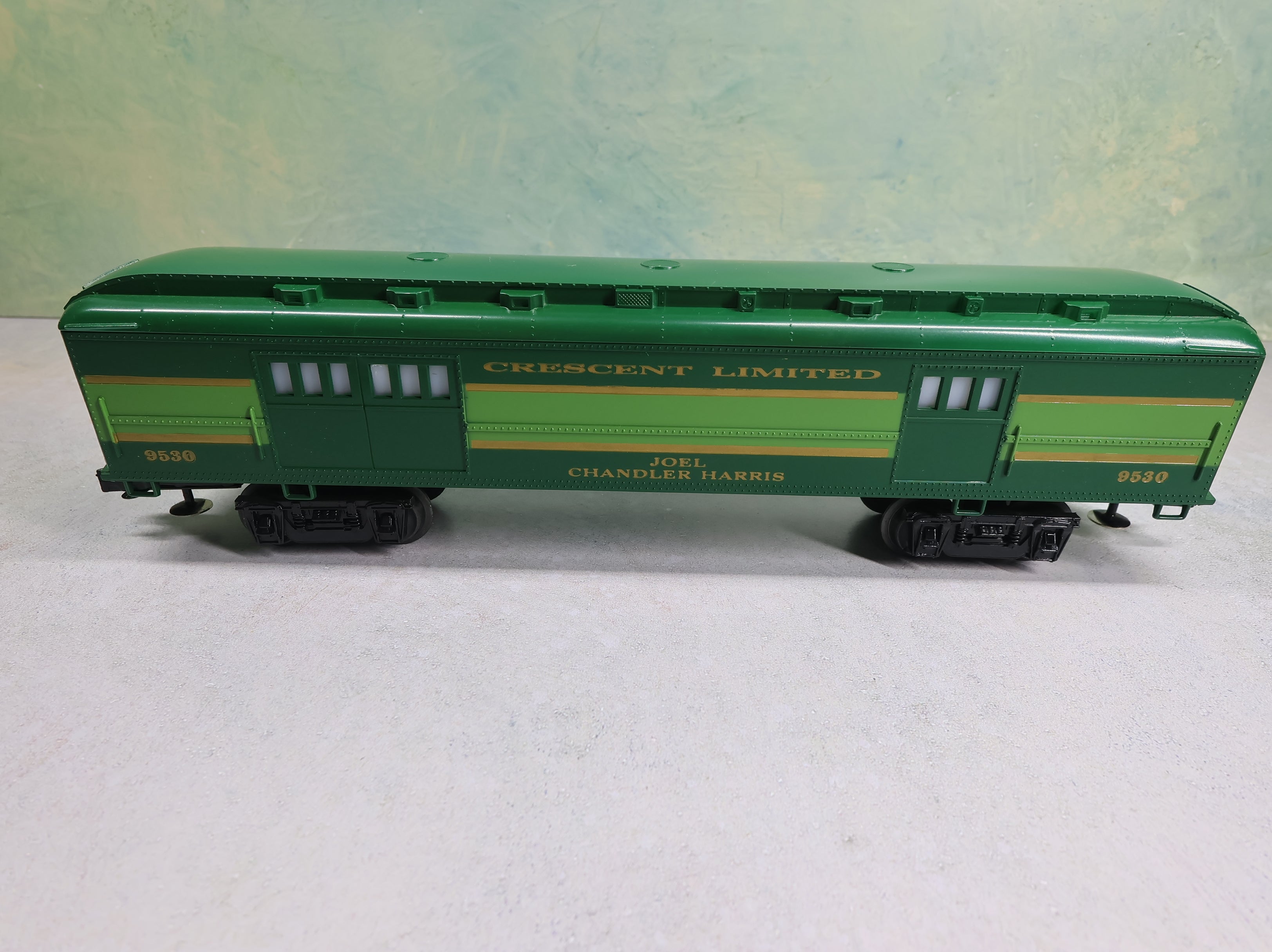 USED Lionel O Baggage Passenger Car Southern Crescent Limited Joel Chandler Harris #9530