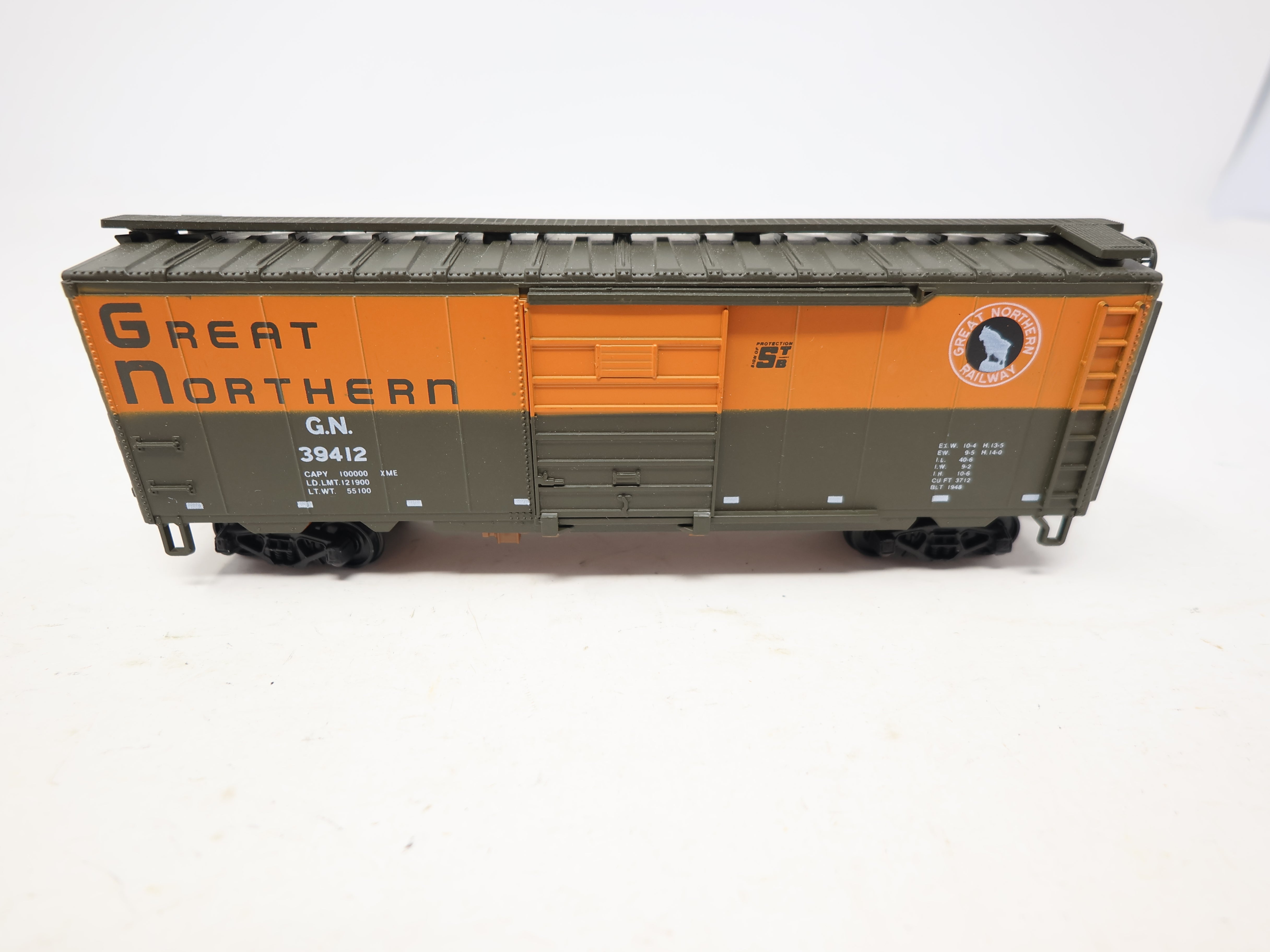 USED Walthers HO Scale, 40' Box Car, Great Northern GN #39412