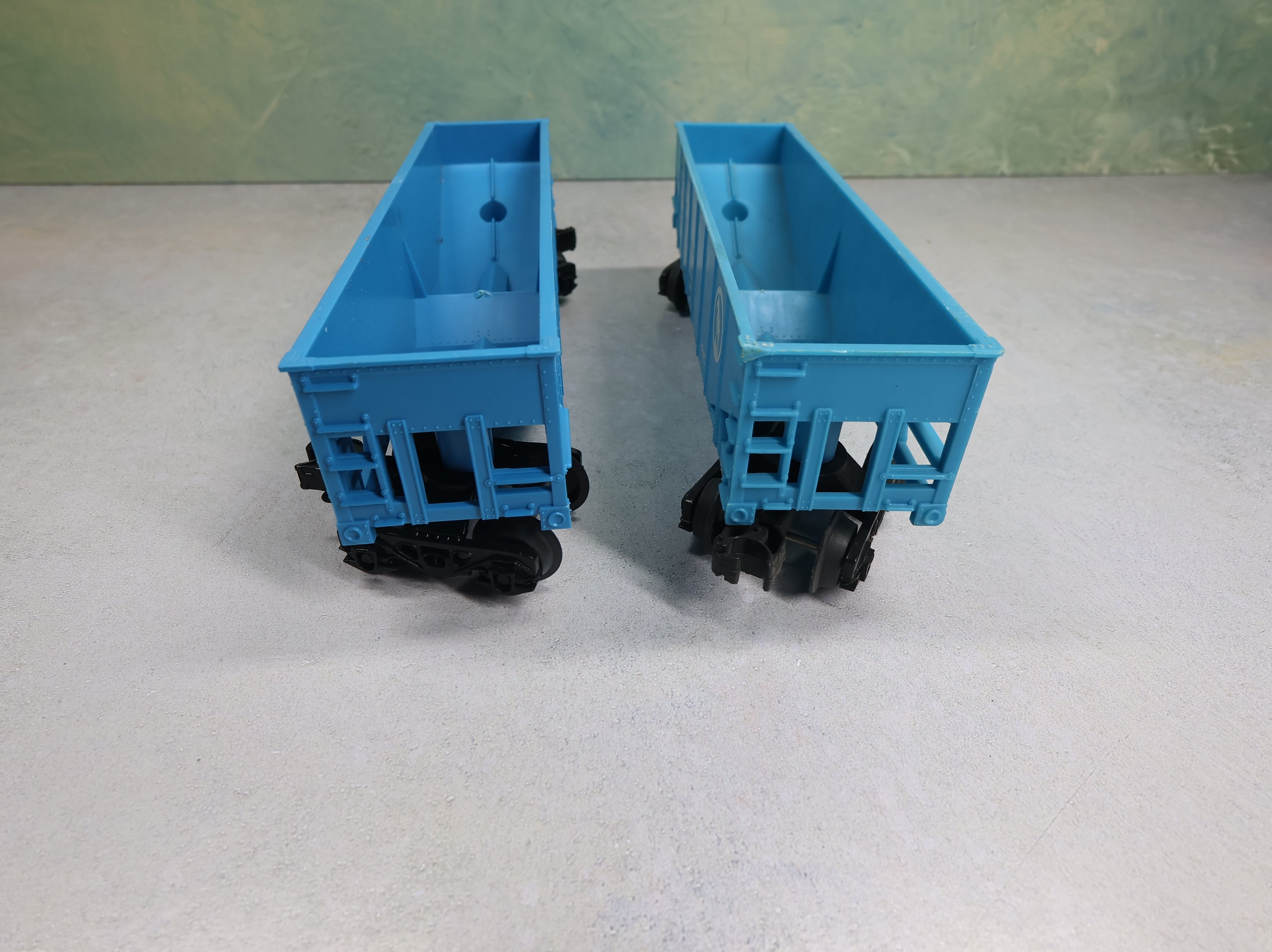 USED Lionel O 2 Bay Hopper Great Northern GN #9011 (2 pcs)