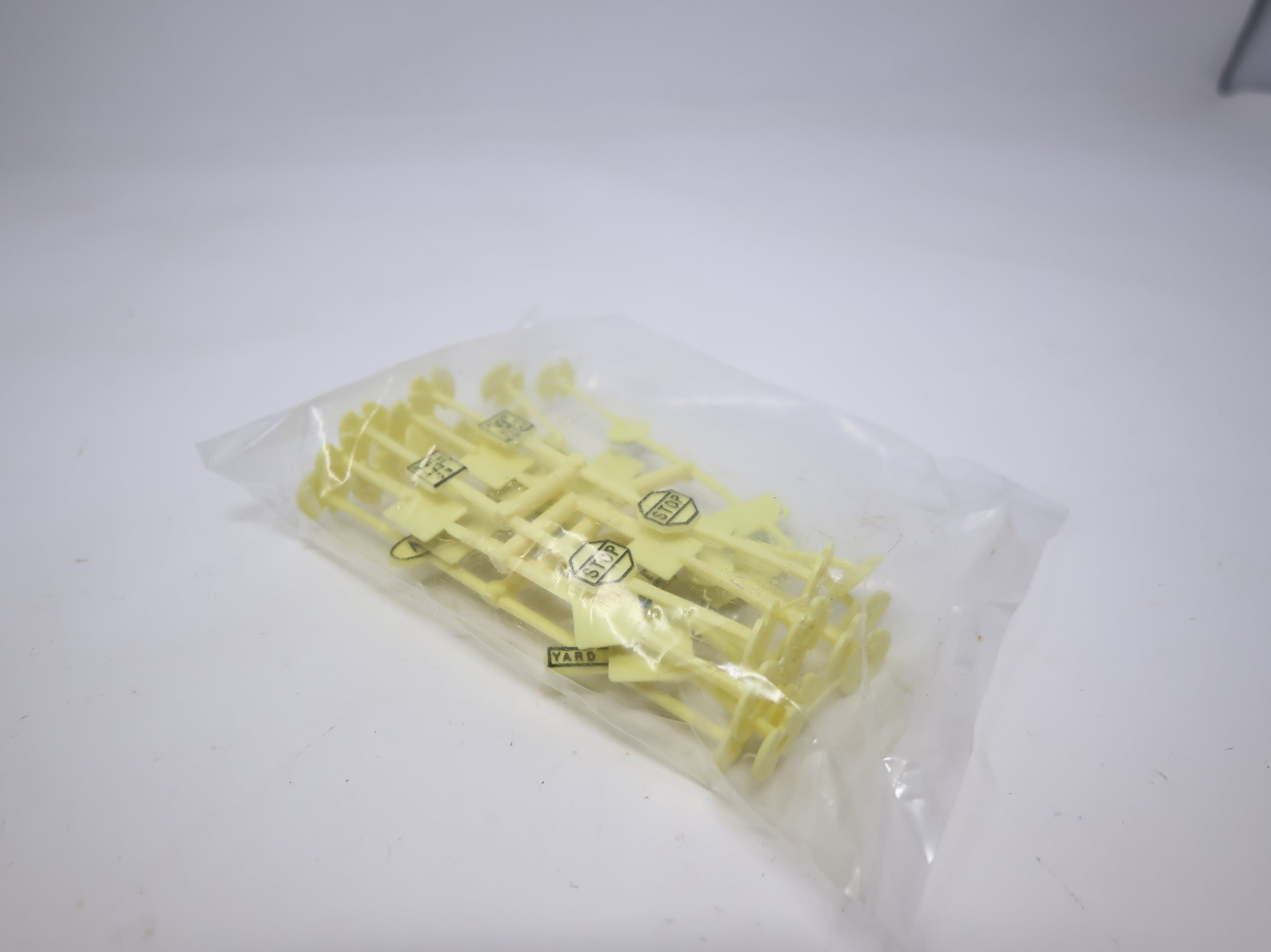 USED HO Scale Sealed Bag of Street Signs