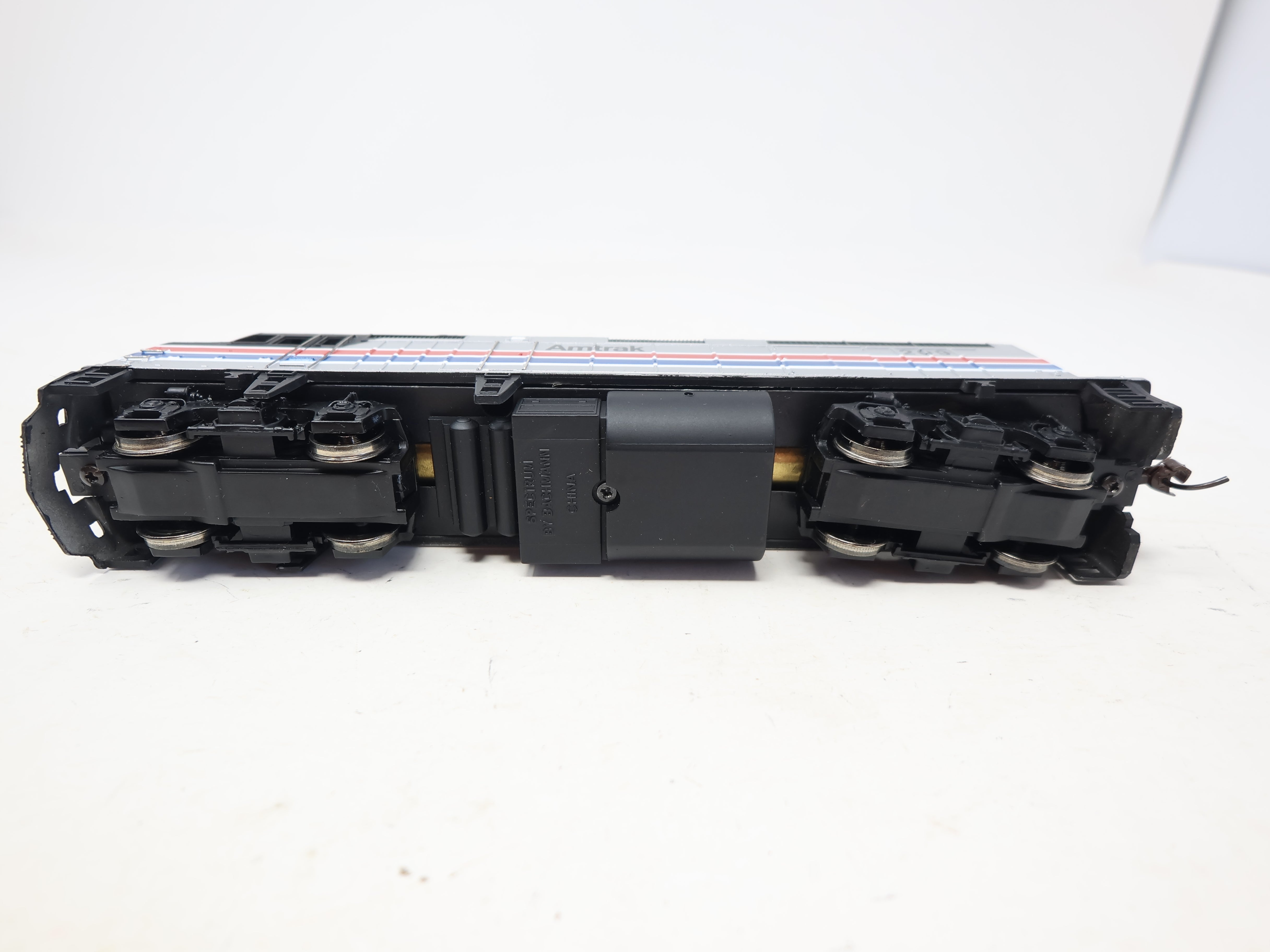 USED Bachmann 87012 HO Scale, Spectrum EMD F40 PH Diesel Locomotive, Amtrak #209, Phase II