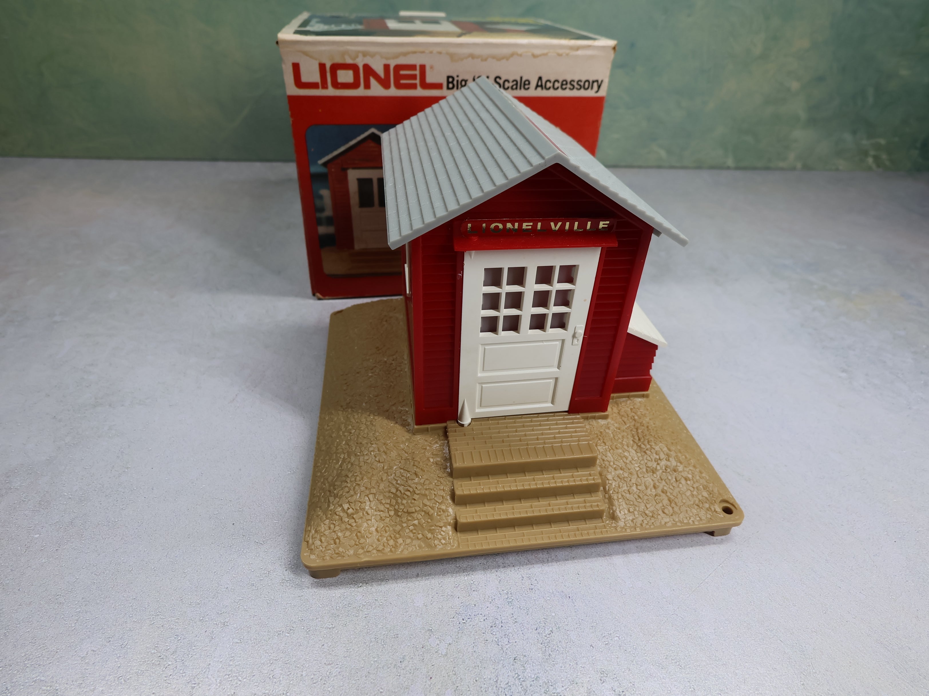 USED Lionel #6-2127 O Diesel Horn Shed Untested