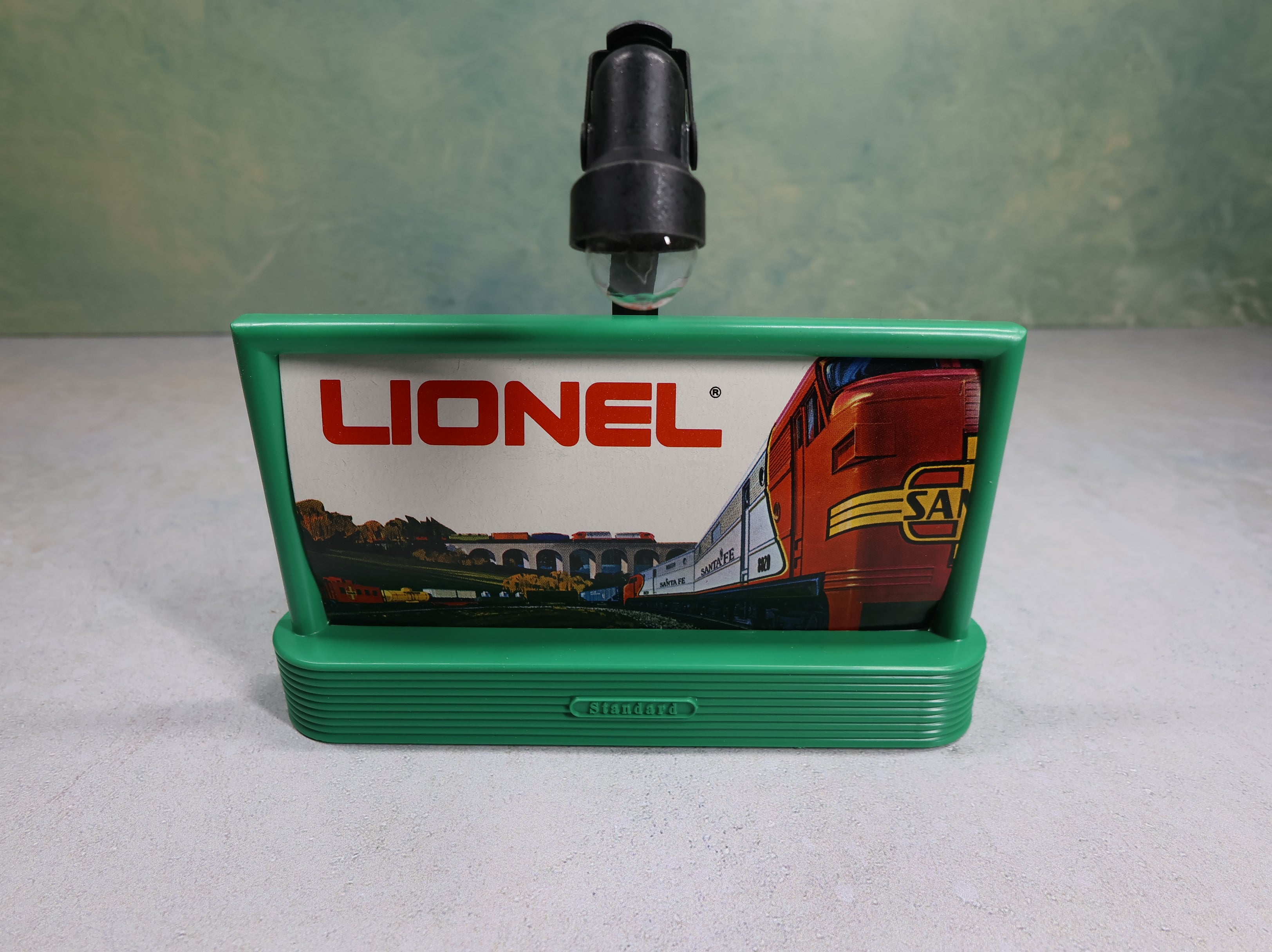 USED Lionel #6-2307 O Billboard Light Untested