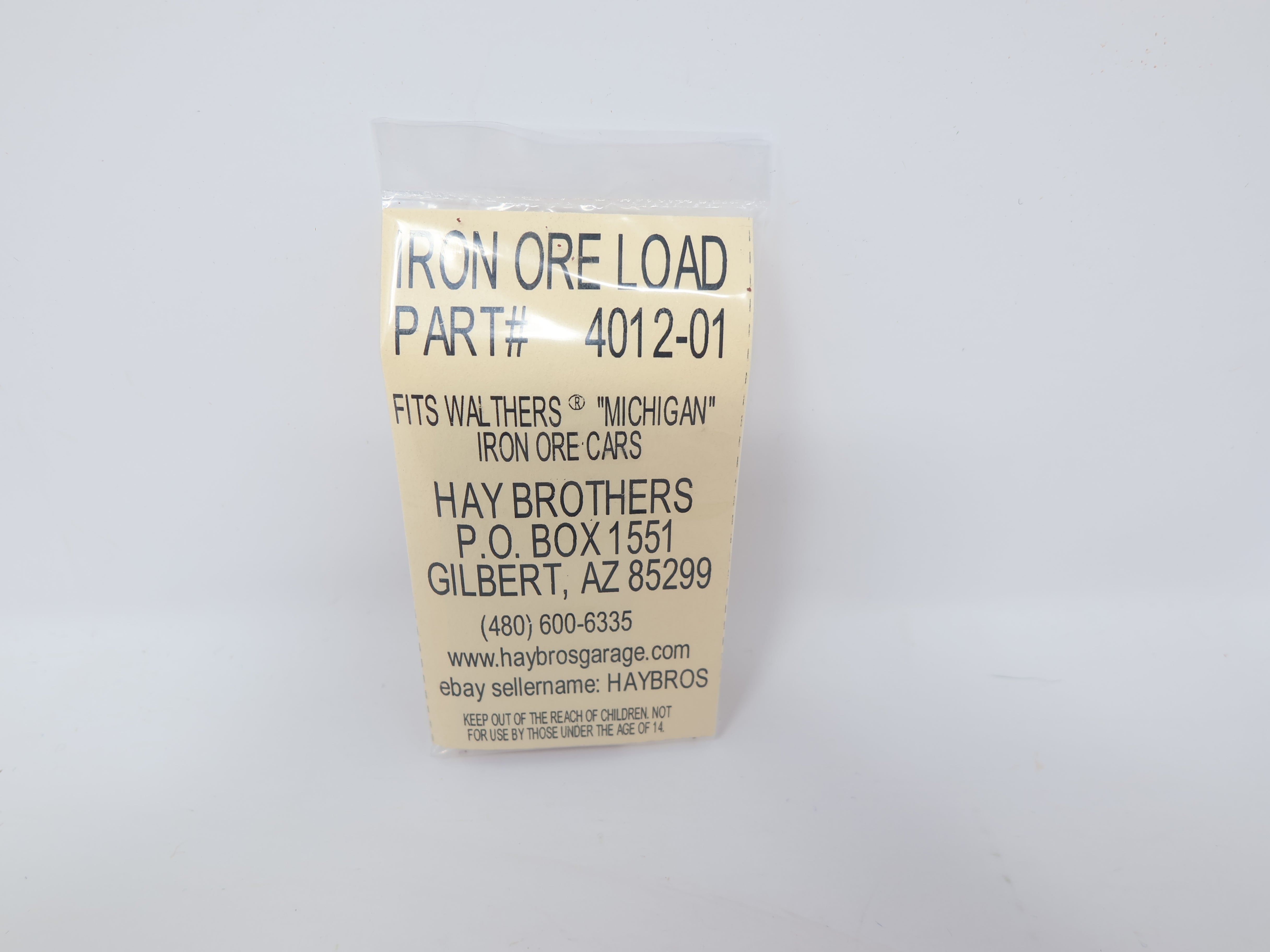 Haybros 4012-01 HO Scale, Ore Car Load fits Walthers Michigan Car Iron