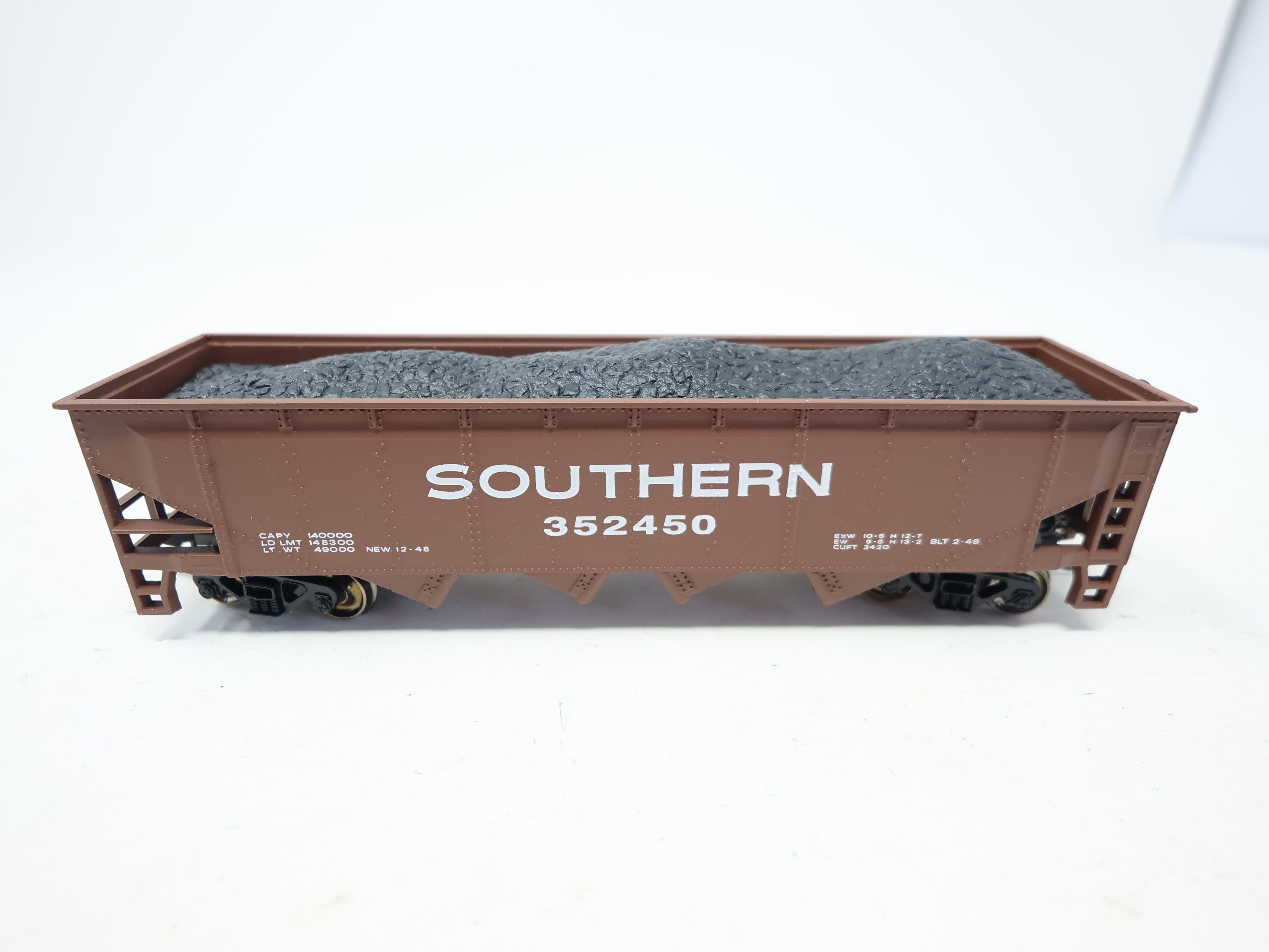 USED Bachmann 17604 HO Scale, 40' Quad Hopper, Southern #352450