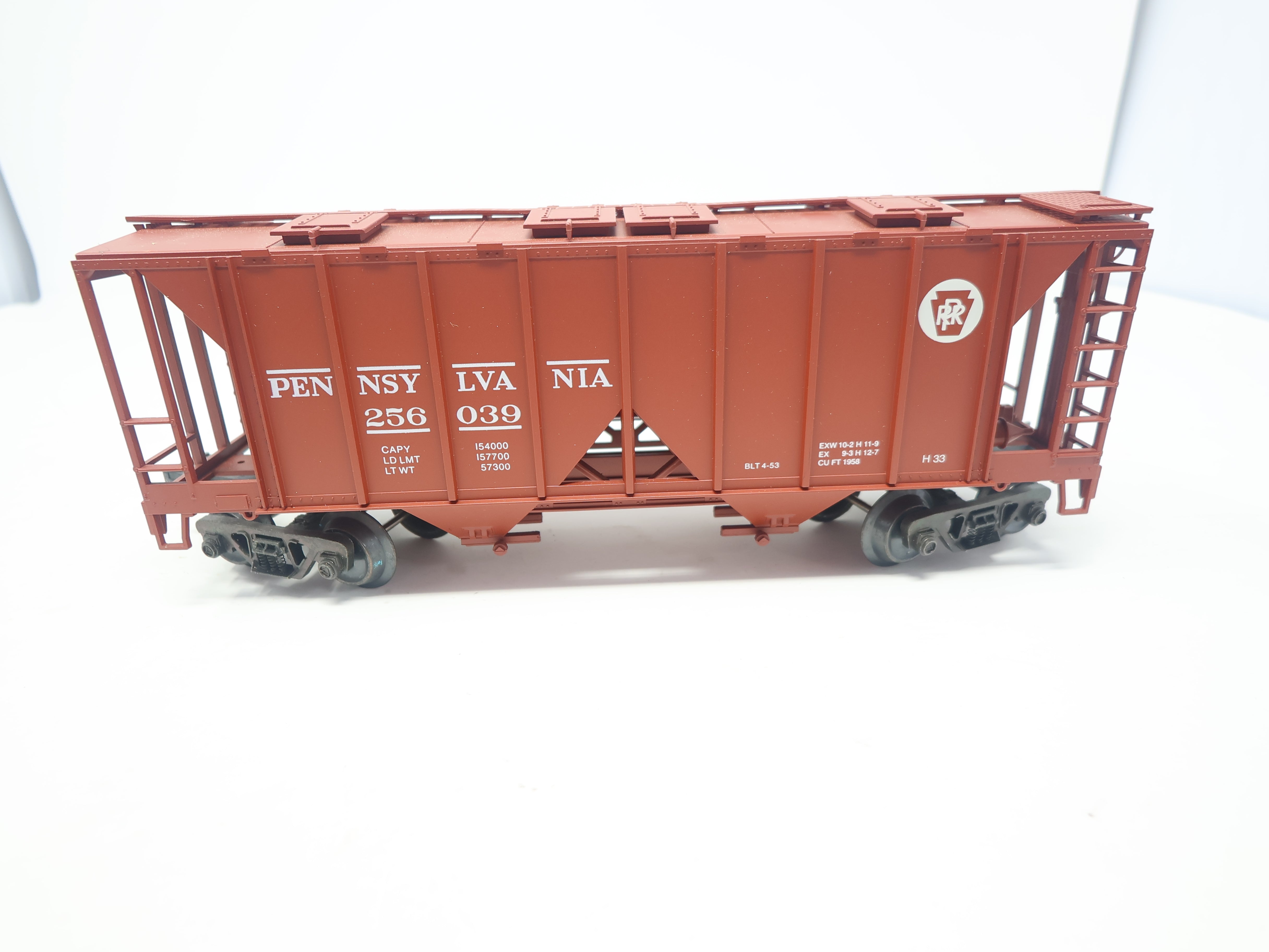 USED Weaver U19005LD O, AC-2 Covered Hopper, Pennsylvania PRR #256039, 3 Rail