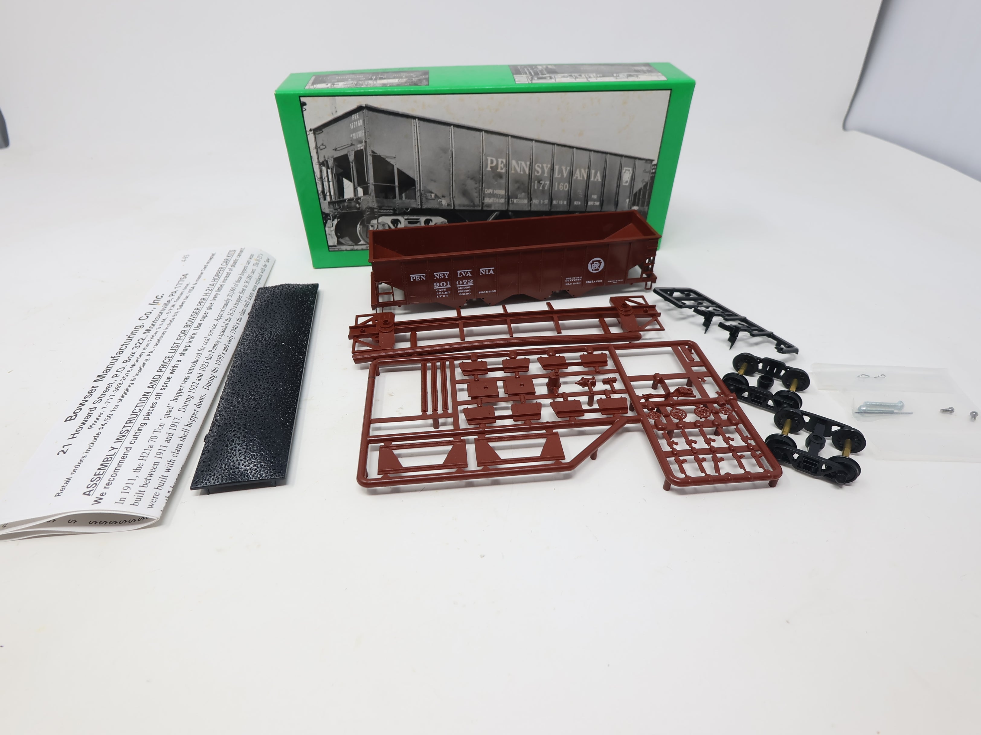 USED Bowser 54051 HO Scale H21 4 Bay Hopper Pennsylvania PRR #901072 KIT