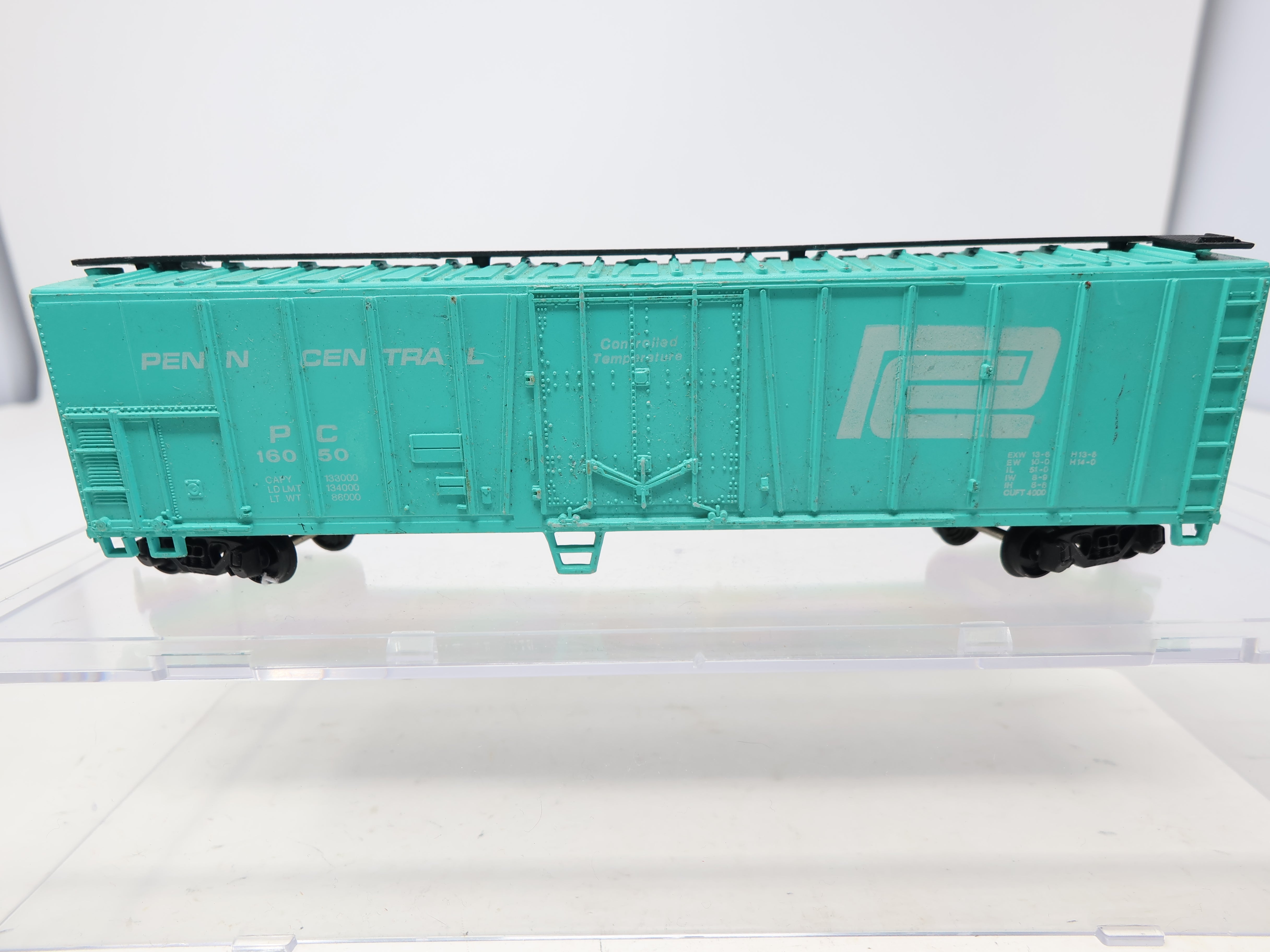 USED Bachmann HO Scale, 50' Box Car, Penn Central PC #16050