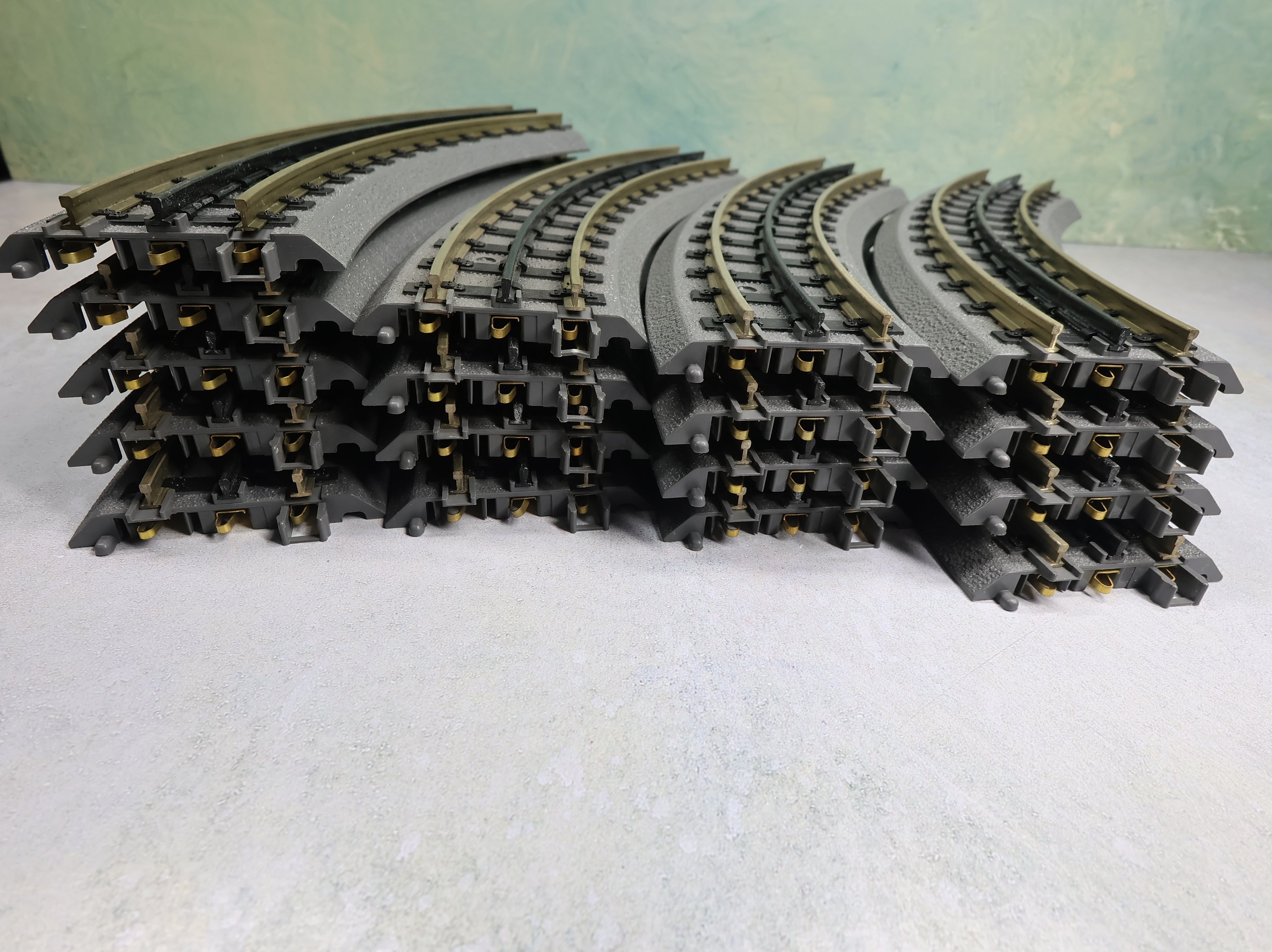 USED MTH O RealTrax O-31 Curve Track (17 pcs)