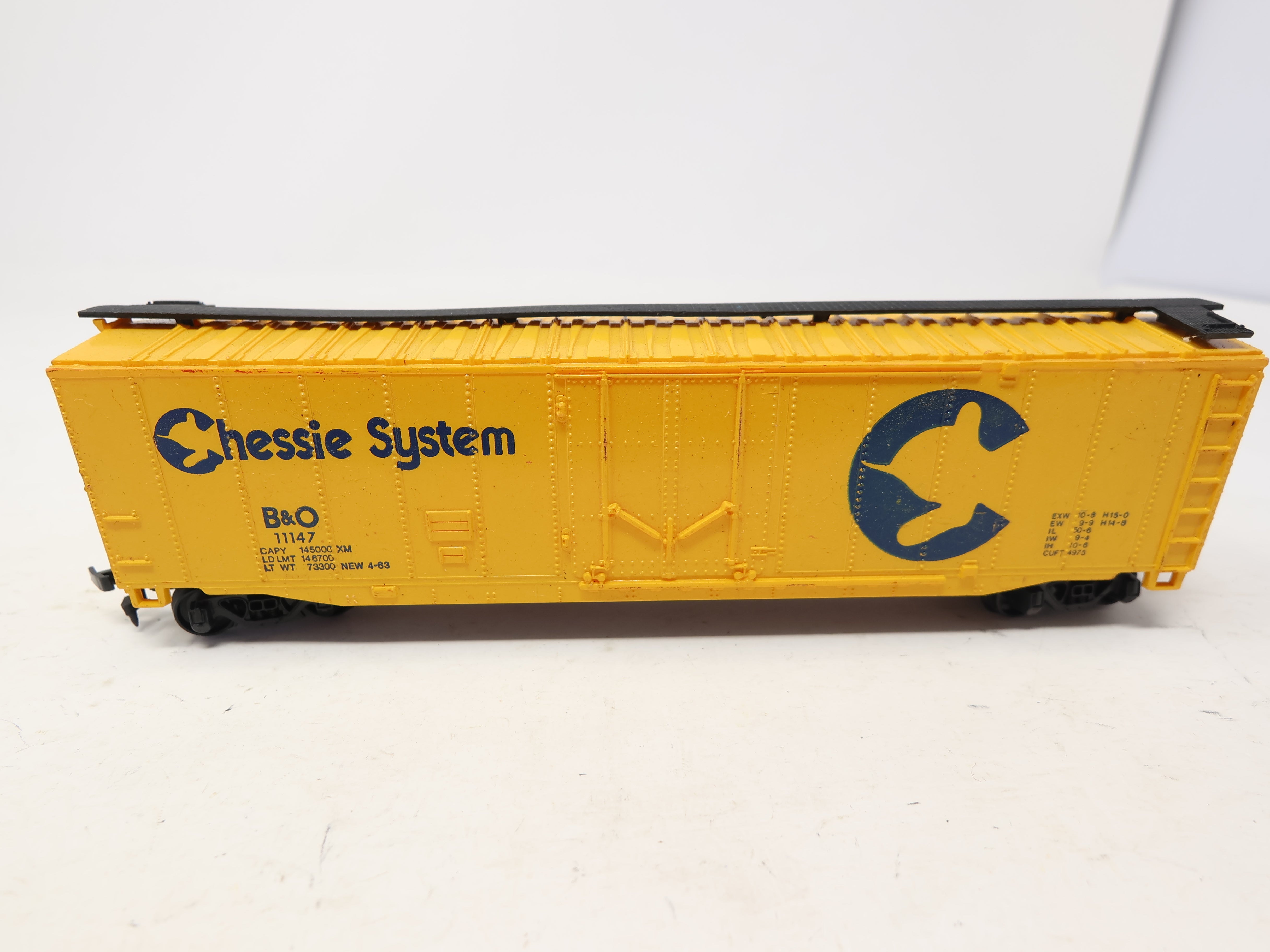 USED Bachmann HO Scale, 50' Box Car, Chessie System B&O #11147