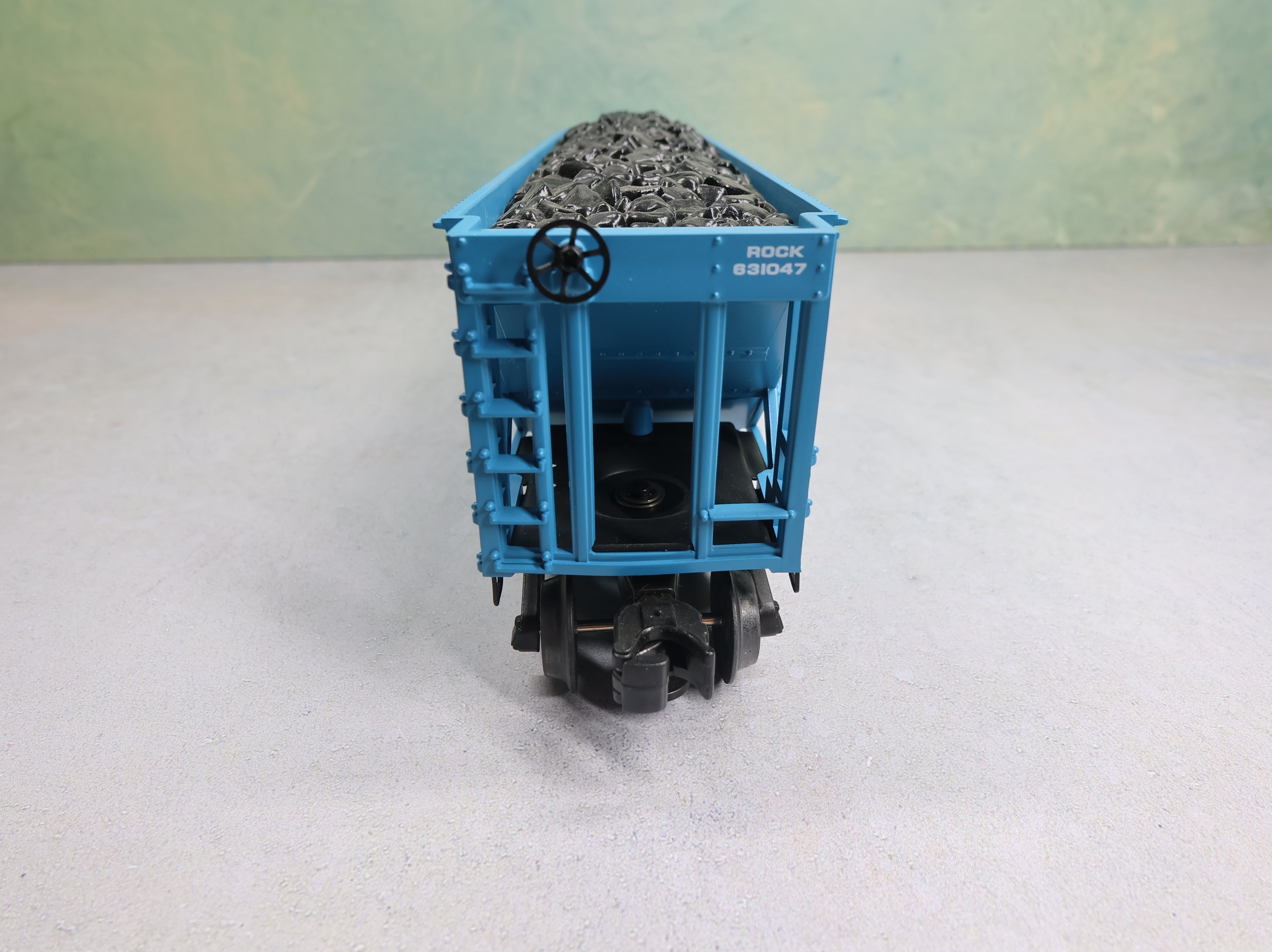 USED Williams HC08 O Quad Hopper Rock Island #631047 w/ Cover & Coal Load