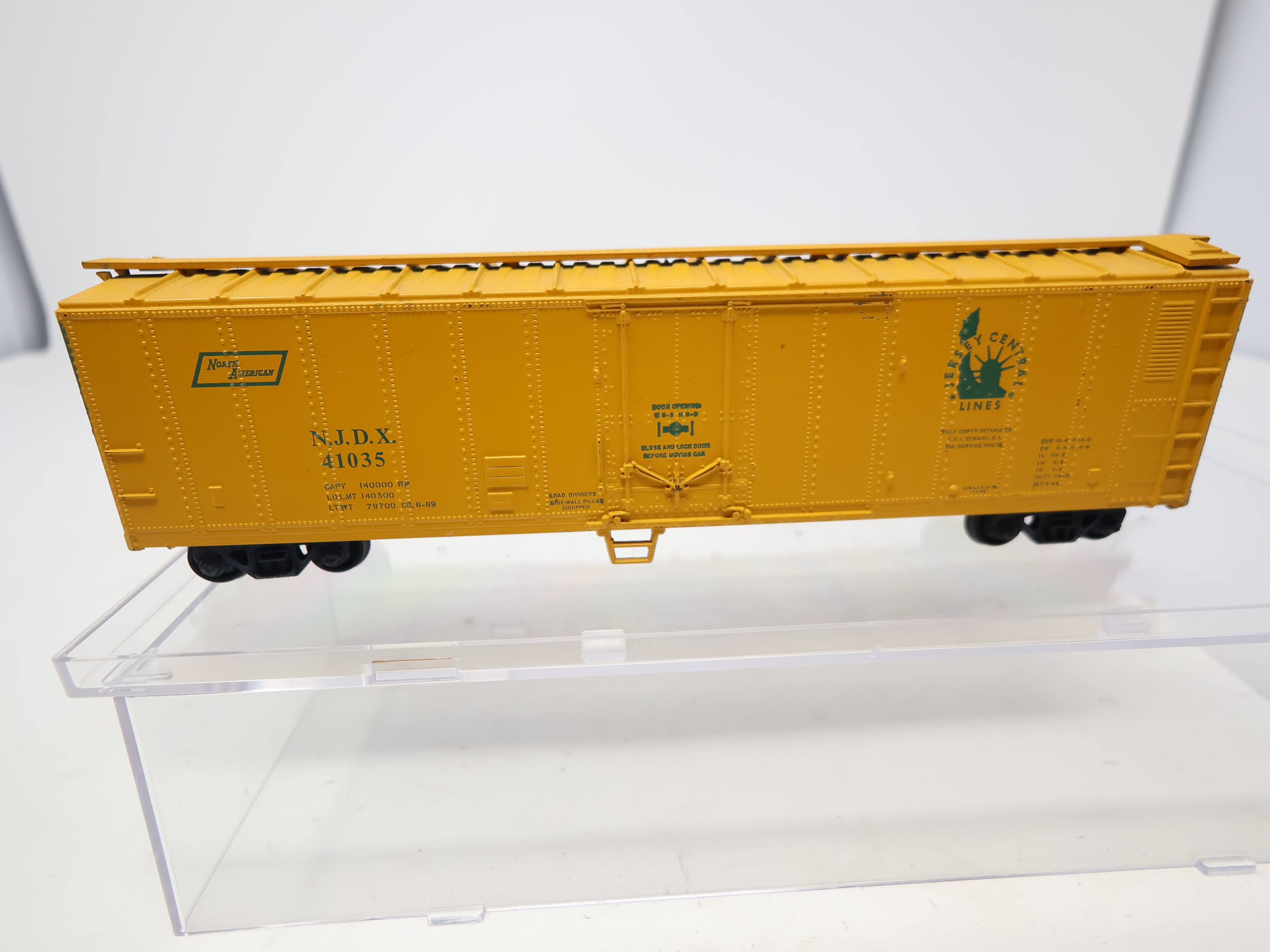 USED Athearn HO Scale, 50' Box Car, New Jersey Transit NJDX #41035