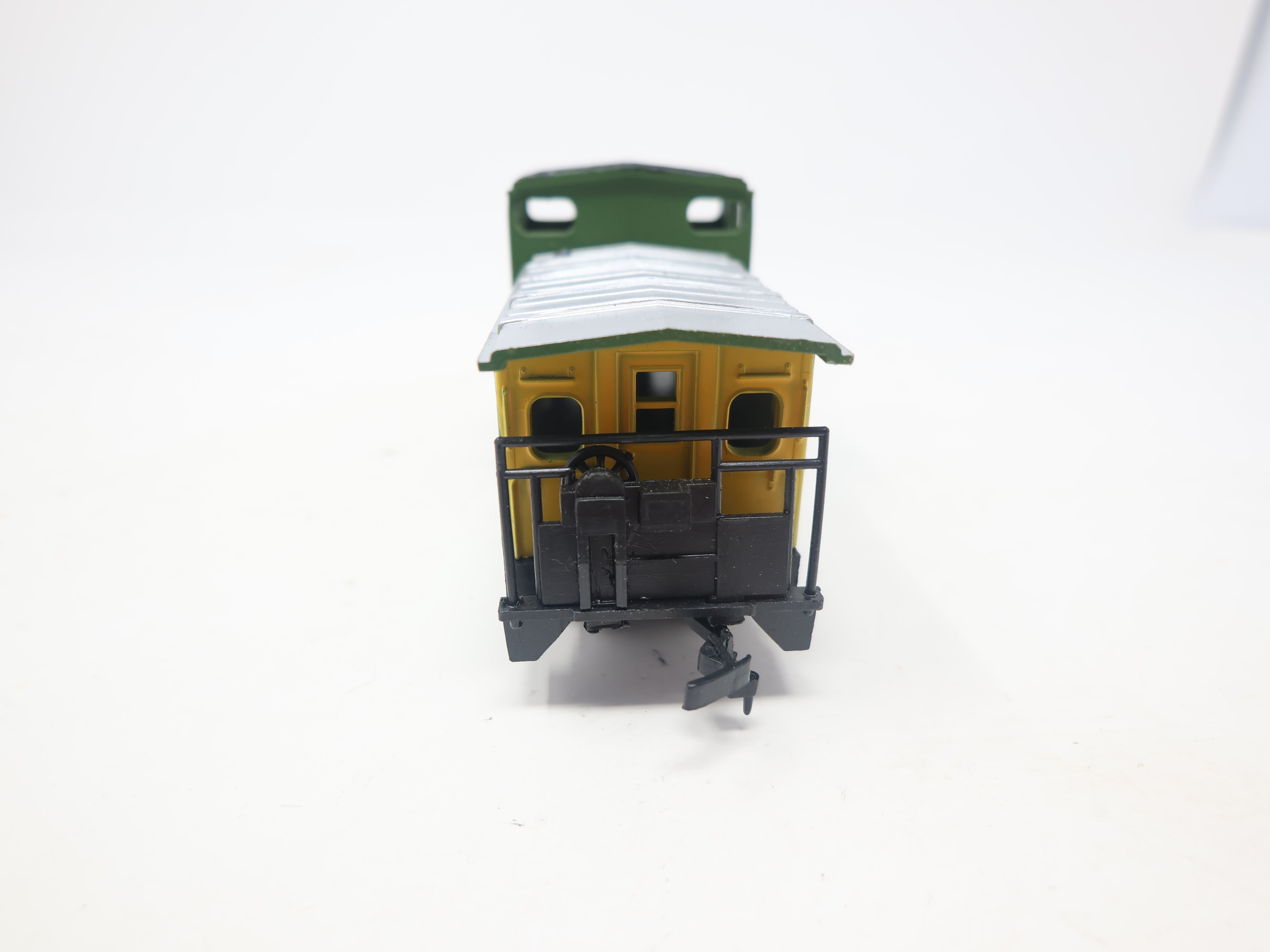 USED Bachmann HO Scale, Caboose, Burlington Northern #11445