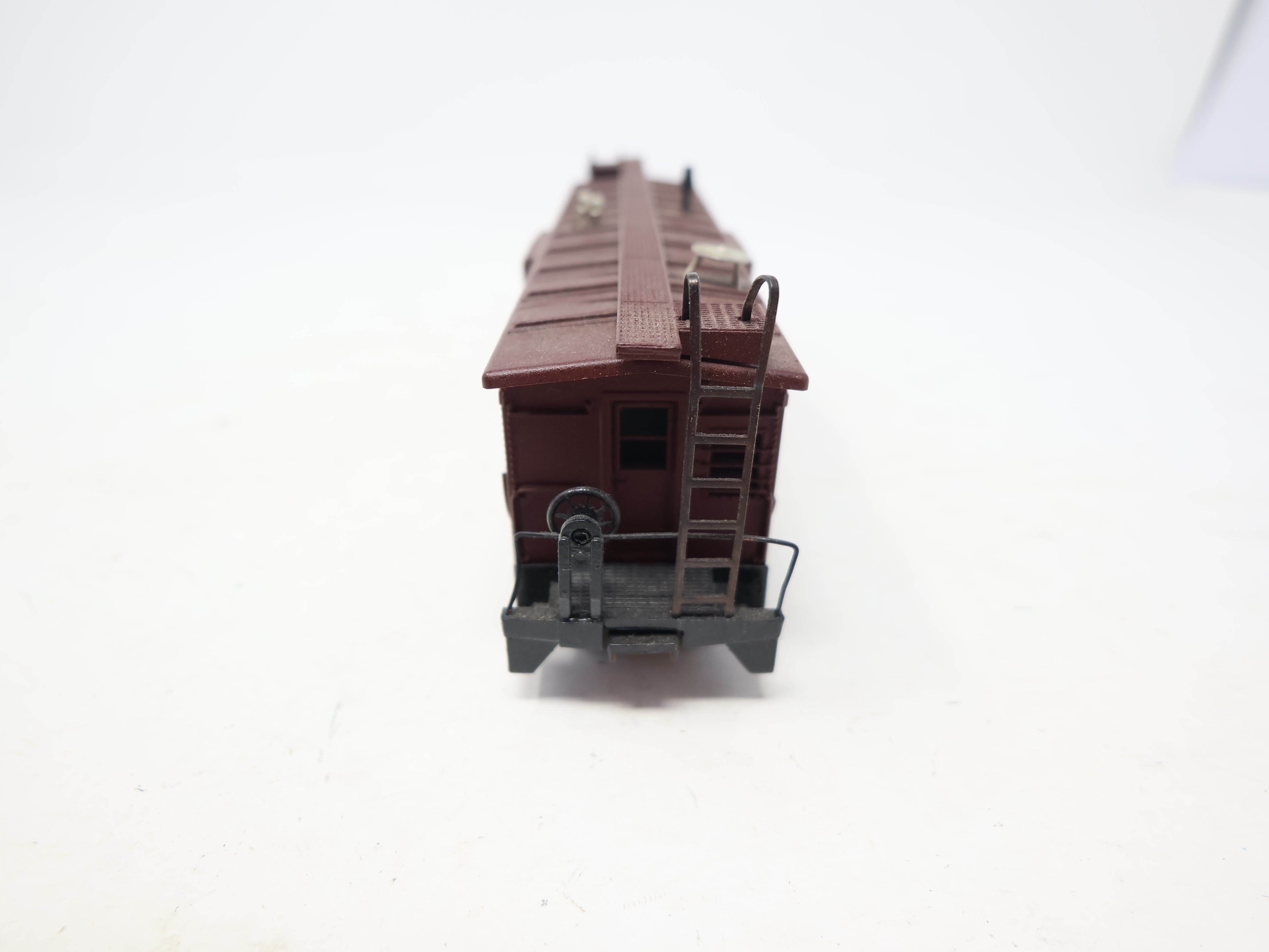 USED Athearn HO Scale, Bay Window Caboose, Pennsylvania PRR #496474