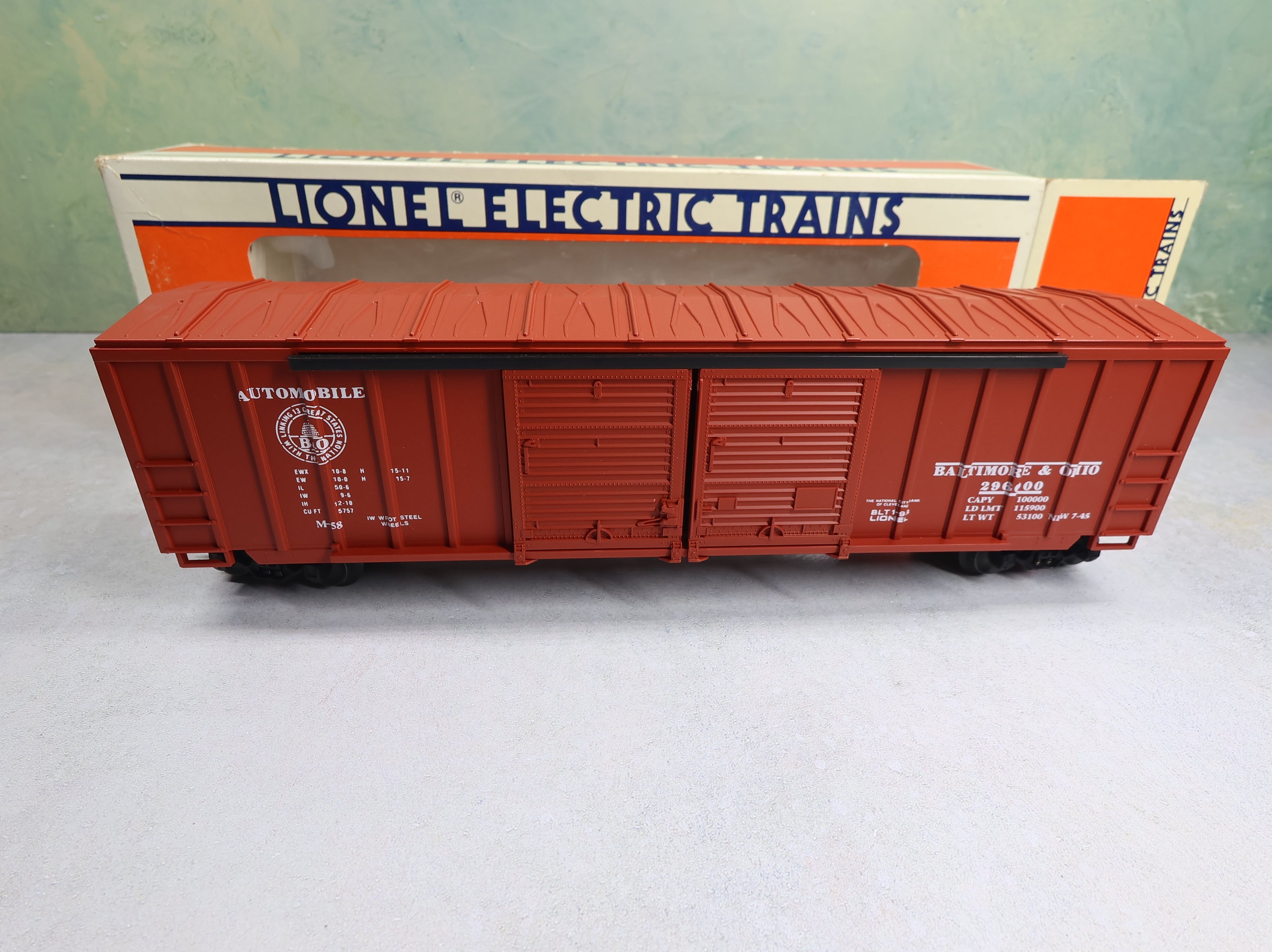 USED Lionel #6-17209 O Double Door Box Car Baltimore and Ohio B&O #296000