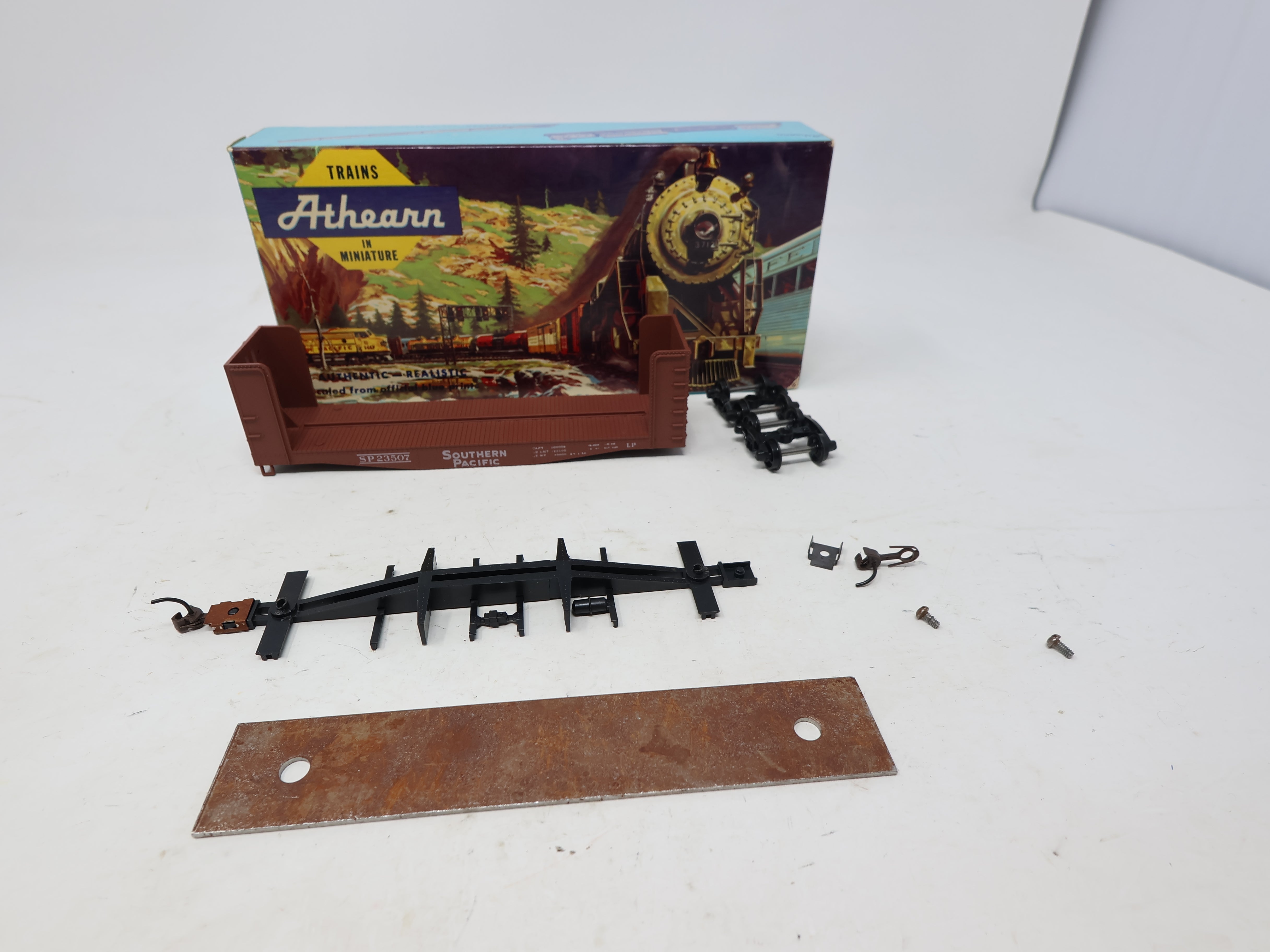 USED Athearn 1450 HO Scale, Pulpwood Flat Car, Southern Pacific SP #23507 (KIT)