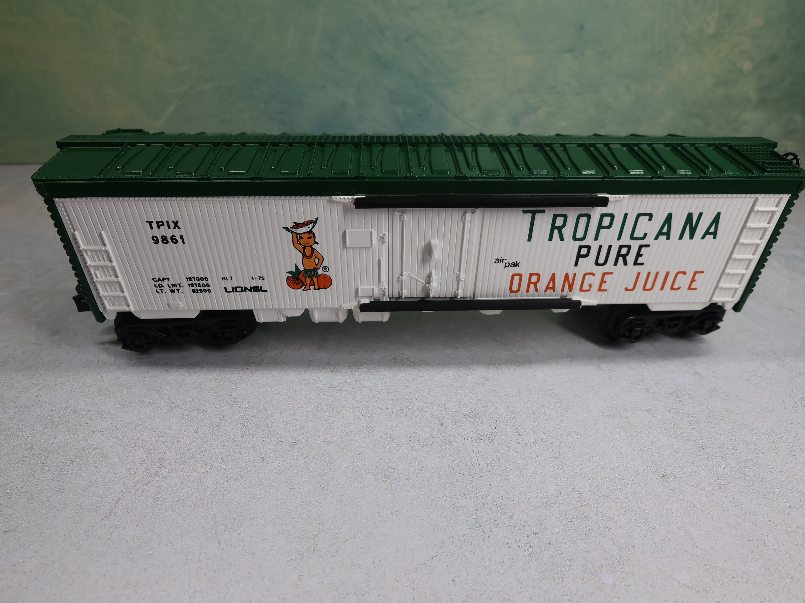 USED Lionel O Wooden Billboard Reefer Tropicana TPIX #9861