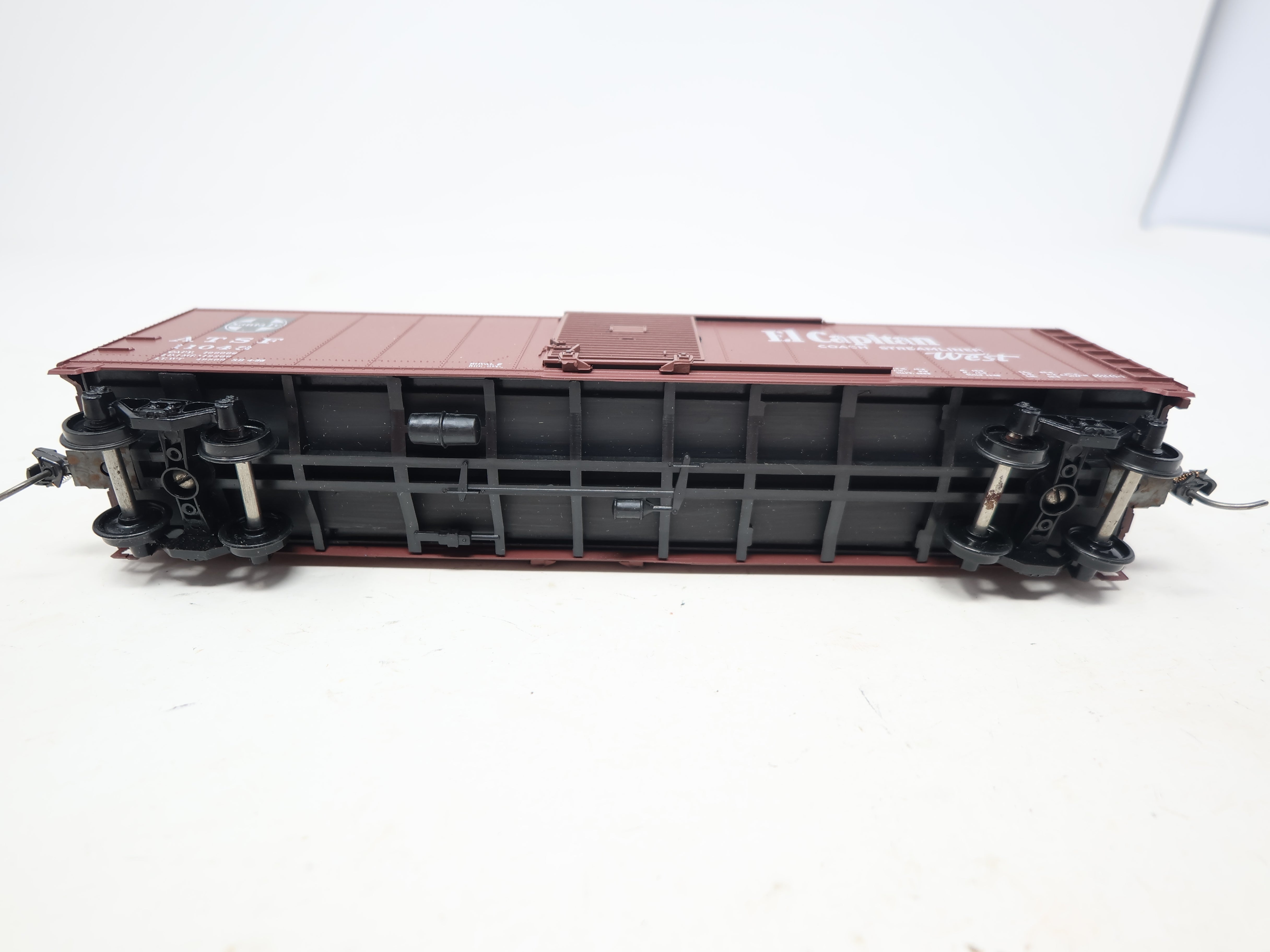 USED Athearn 5052 HO Scale, 50' SD Box Car, Santa Fe ATSF #11043, El Capitan