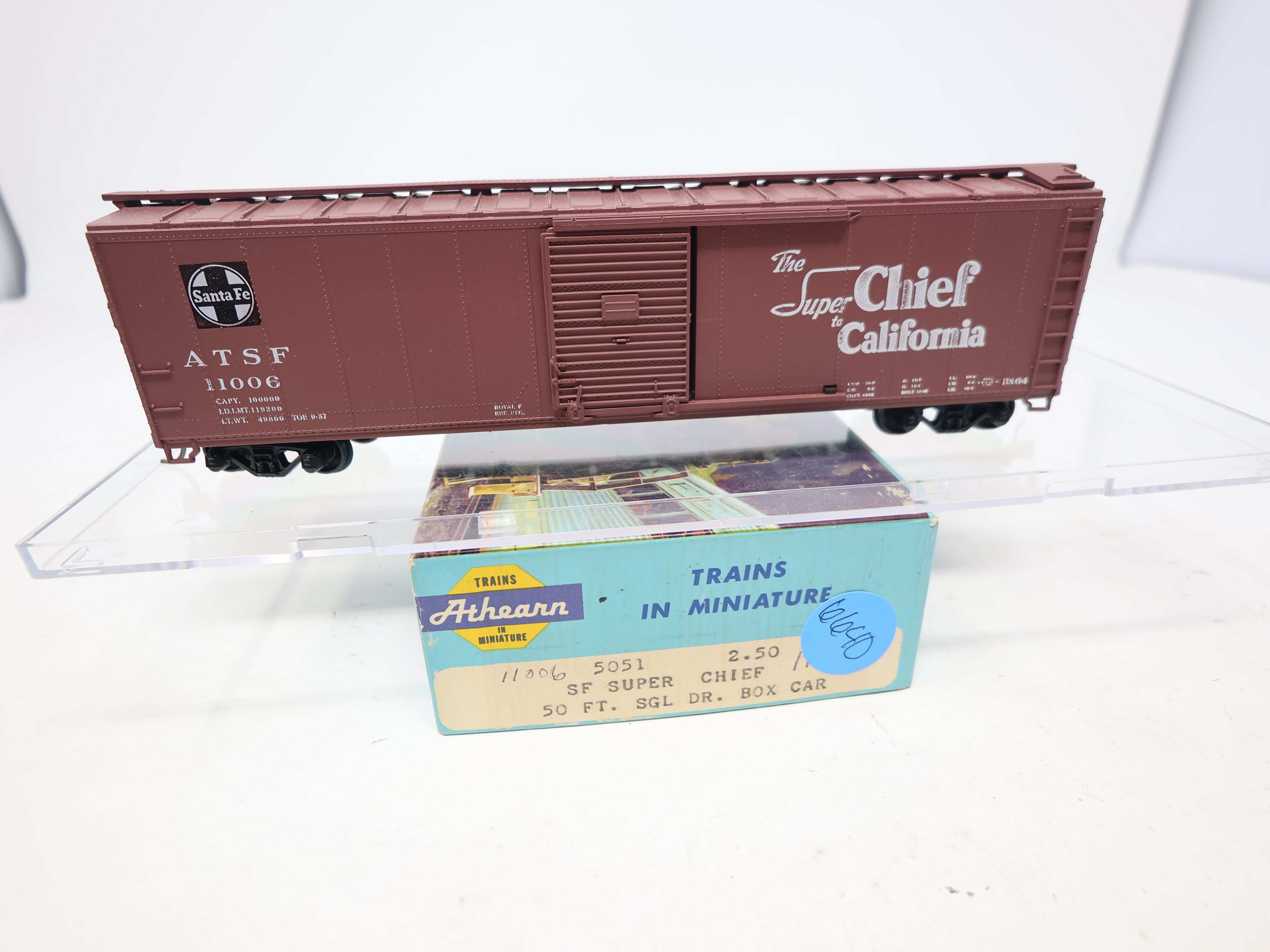 USED Athearn 5051 HO Scale, 50' SD Box Car, Santa Fe ATSF #11006, Super Chief