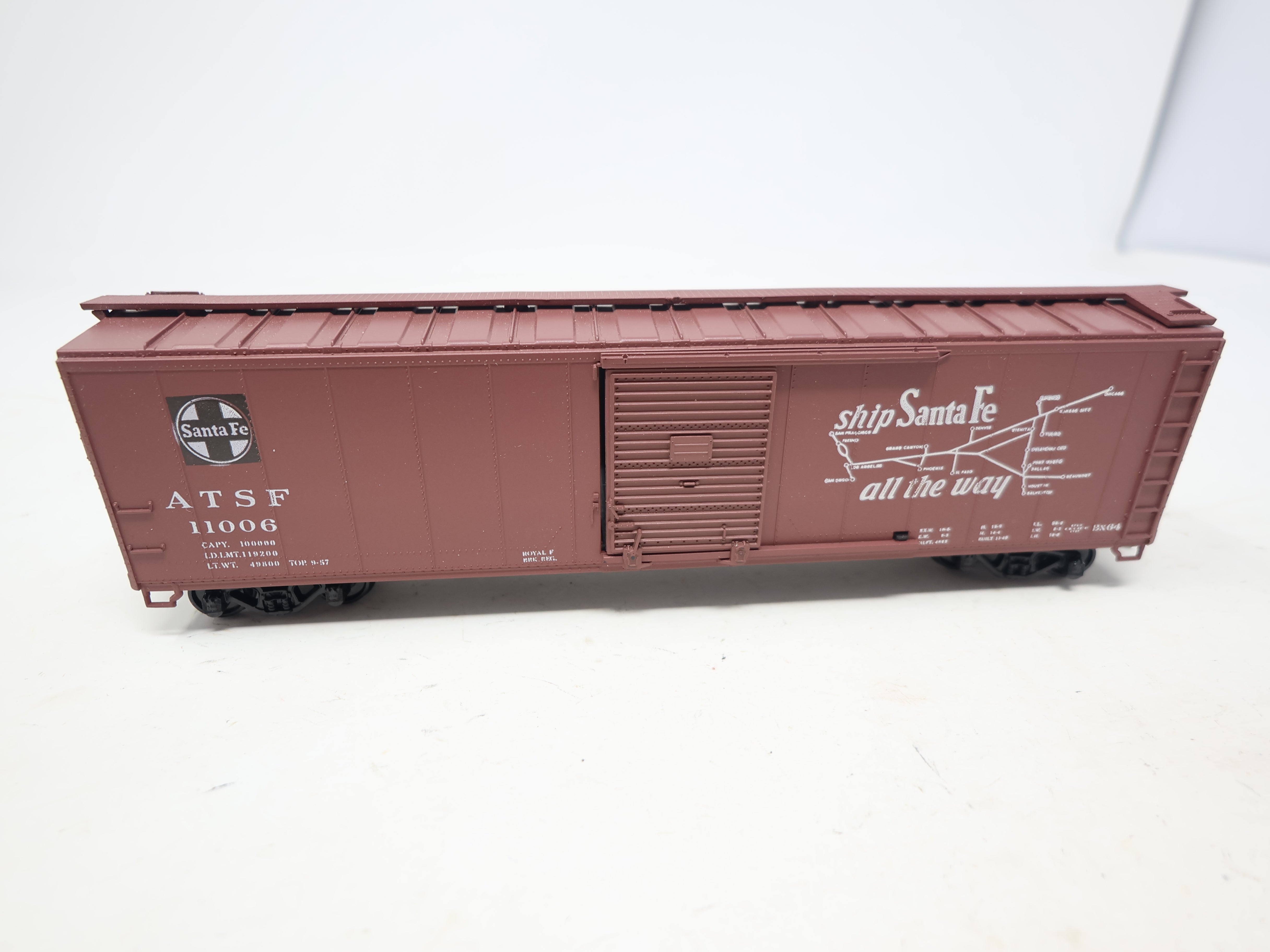 USED Athearn 5051 HO Scale, 50' SD Box Car, Santa Fe ATSF #11006, Super Chief