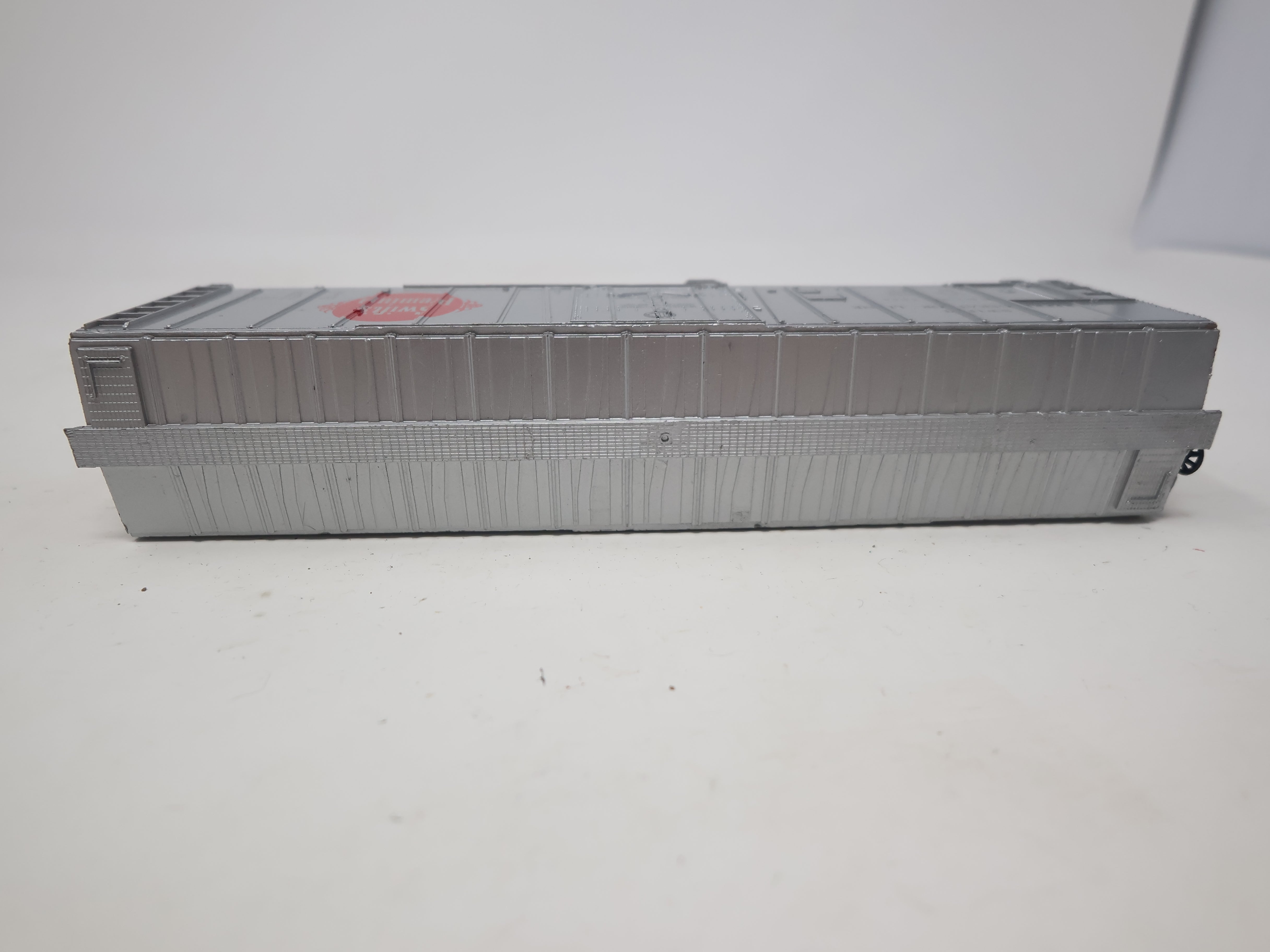 USED Bachmann HO Scale, 50' Box Car, Swift Refrigerator Line SRLX #4244