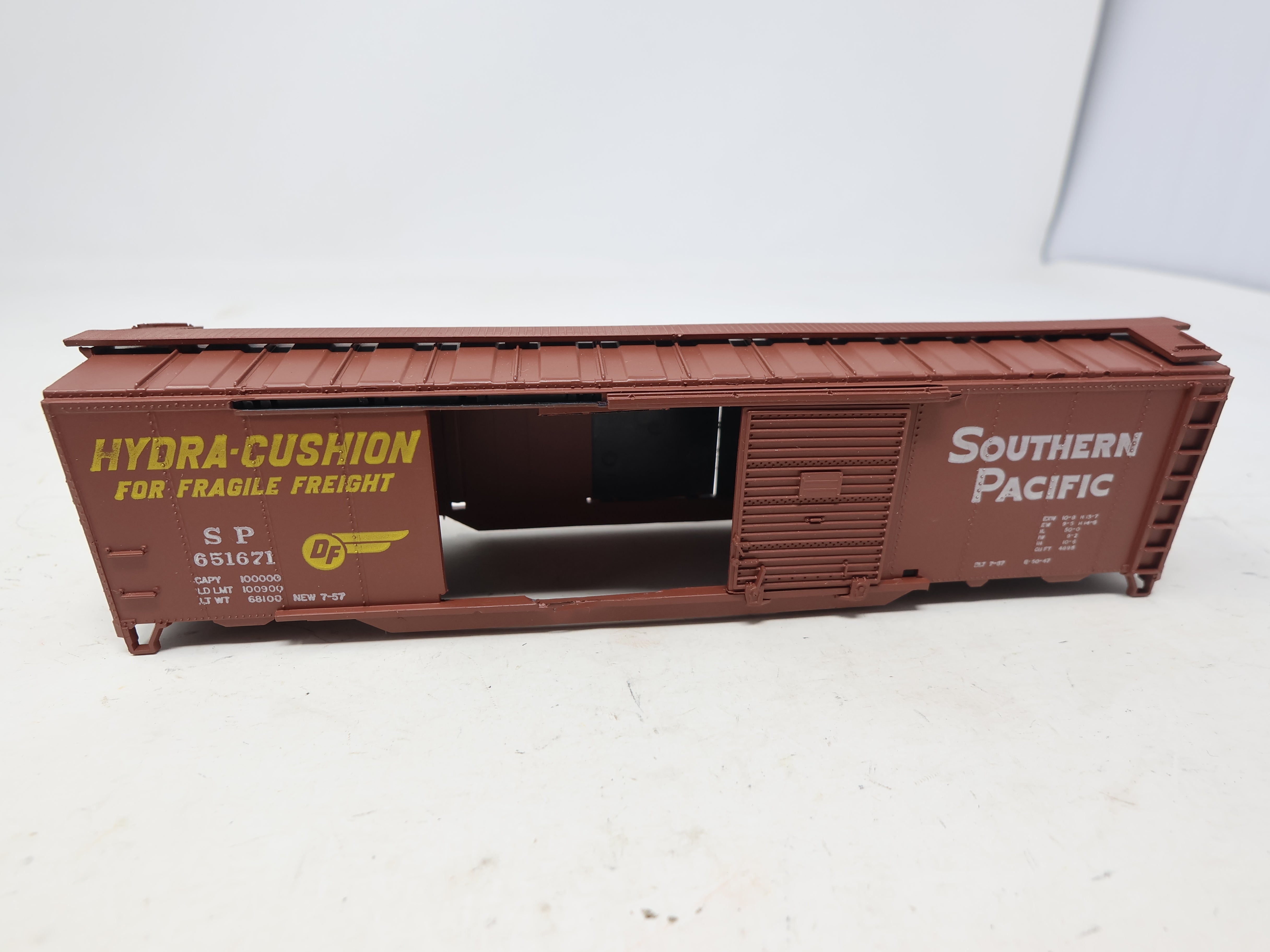 USED Athearn 1315 HO Scale, 50' DD Box Car, Southern Pacific SP #651671, Needs Work