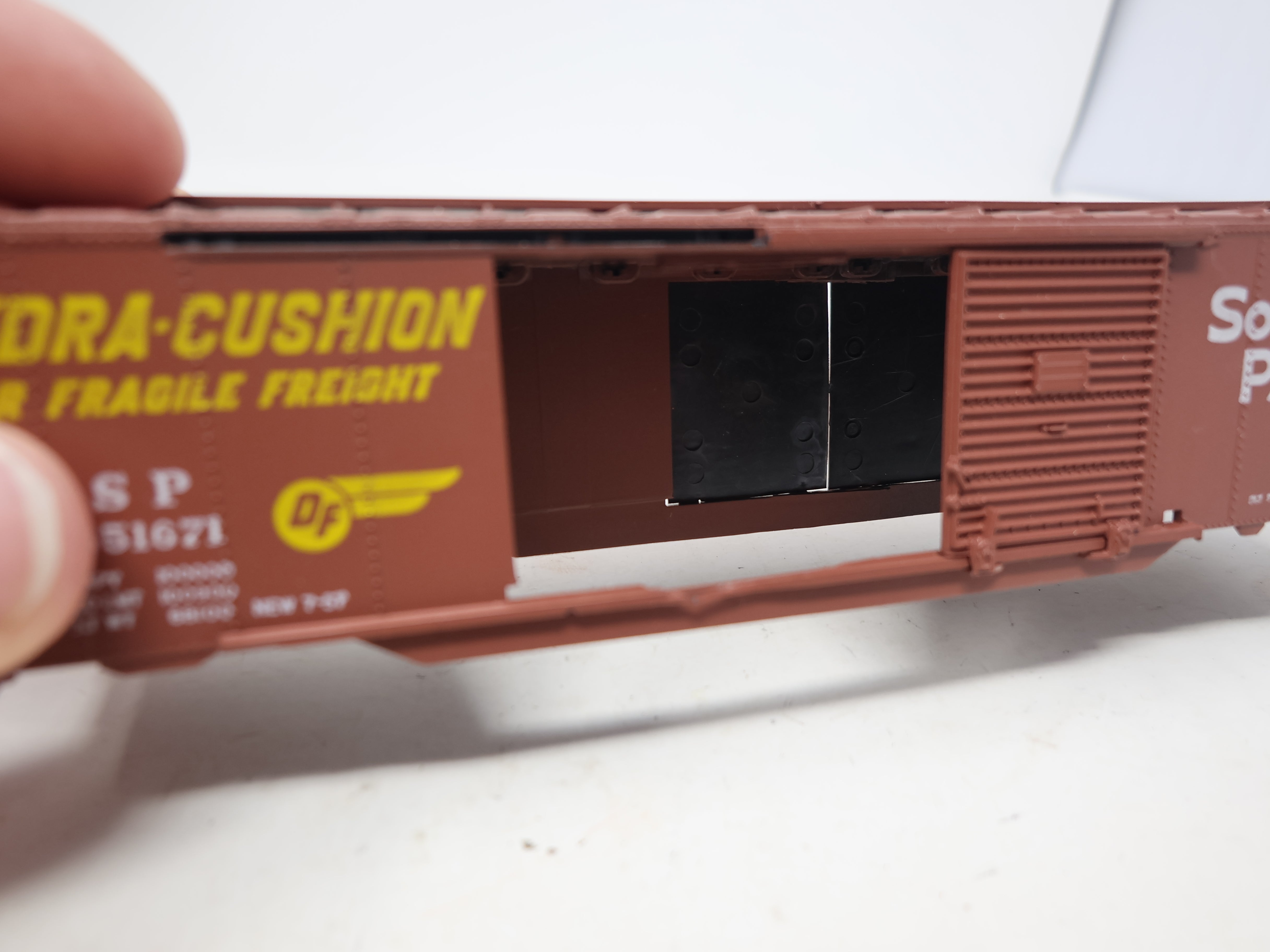 USED Athearn 1315 HO Scale, 50' DD Box Car, Southern Pacific SP #651671, Needs Work