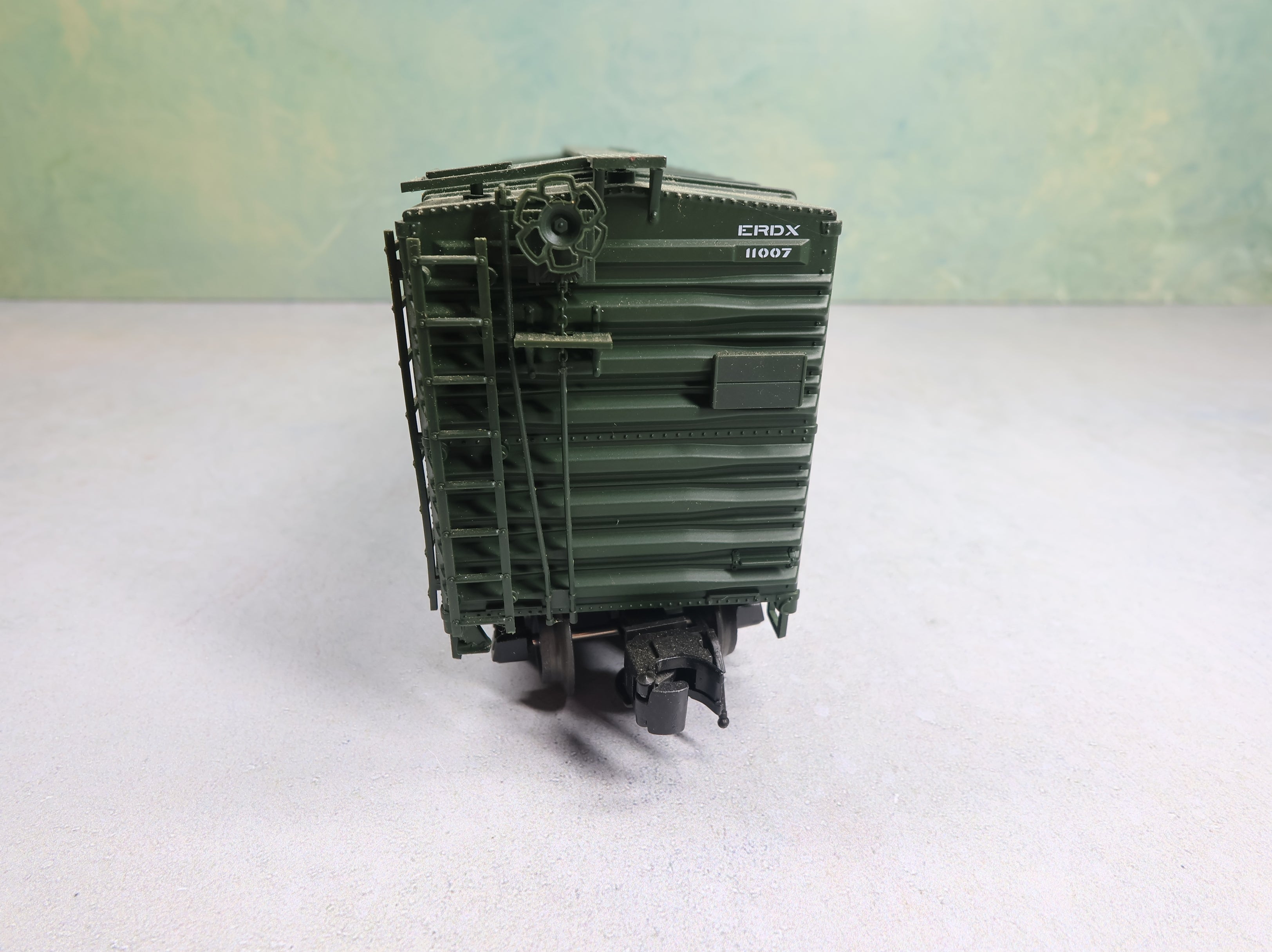 USED Atlas #0539-2 O 40' Plug Door Box Car Eastern States ERDX #11007 AM Hobbies Custom