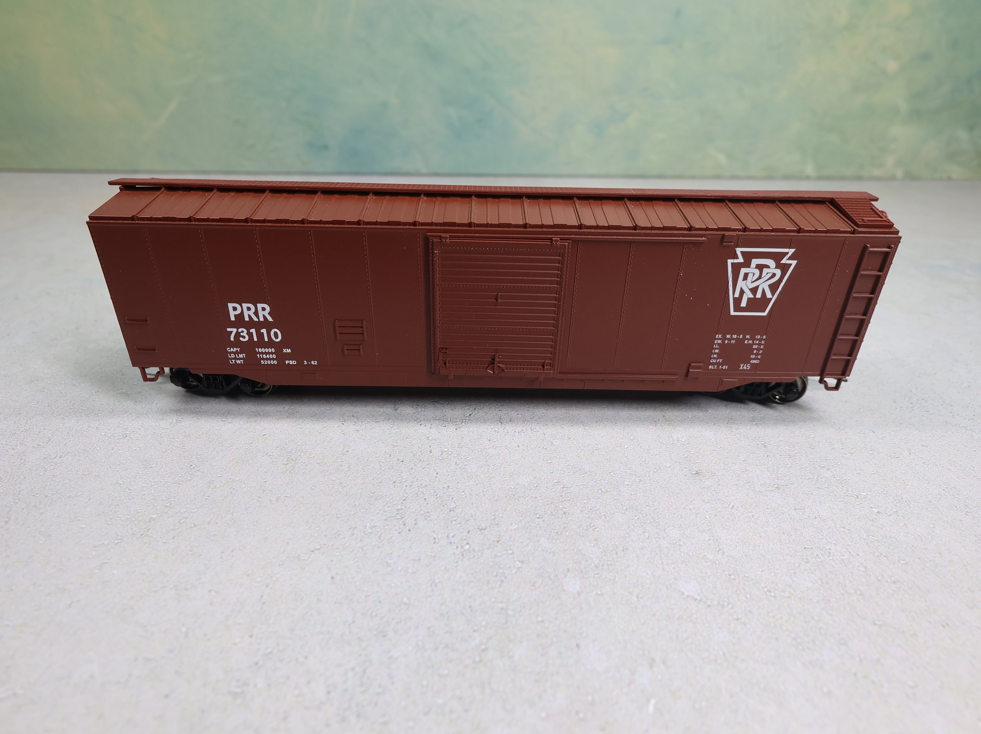 USED Bachmann 19410 HO Scale 50' Sliding Door Box Car Pennsylvania PRR #73110