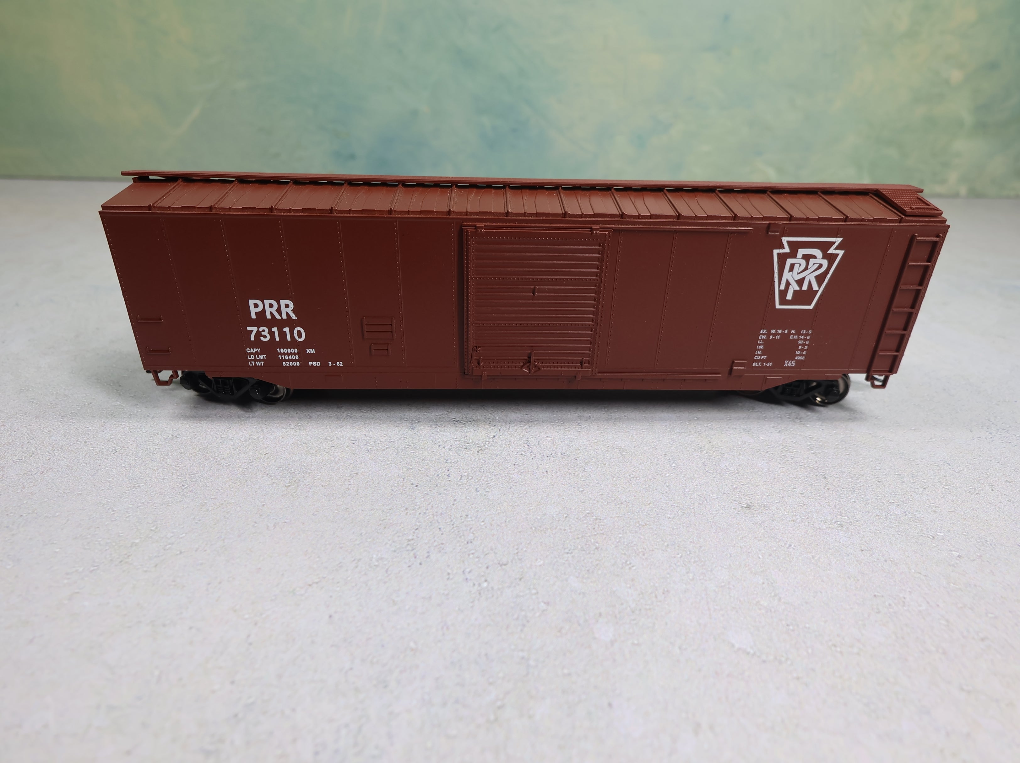 USED Bachmann 19410 HO Scale 50' Sliding Door Box Car Pennsylvania PRR #73110