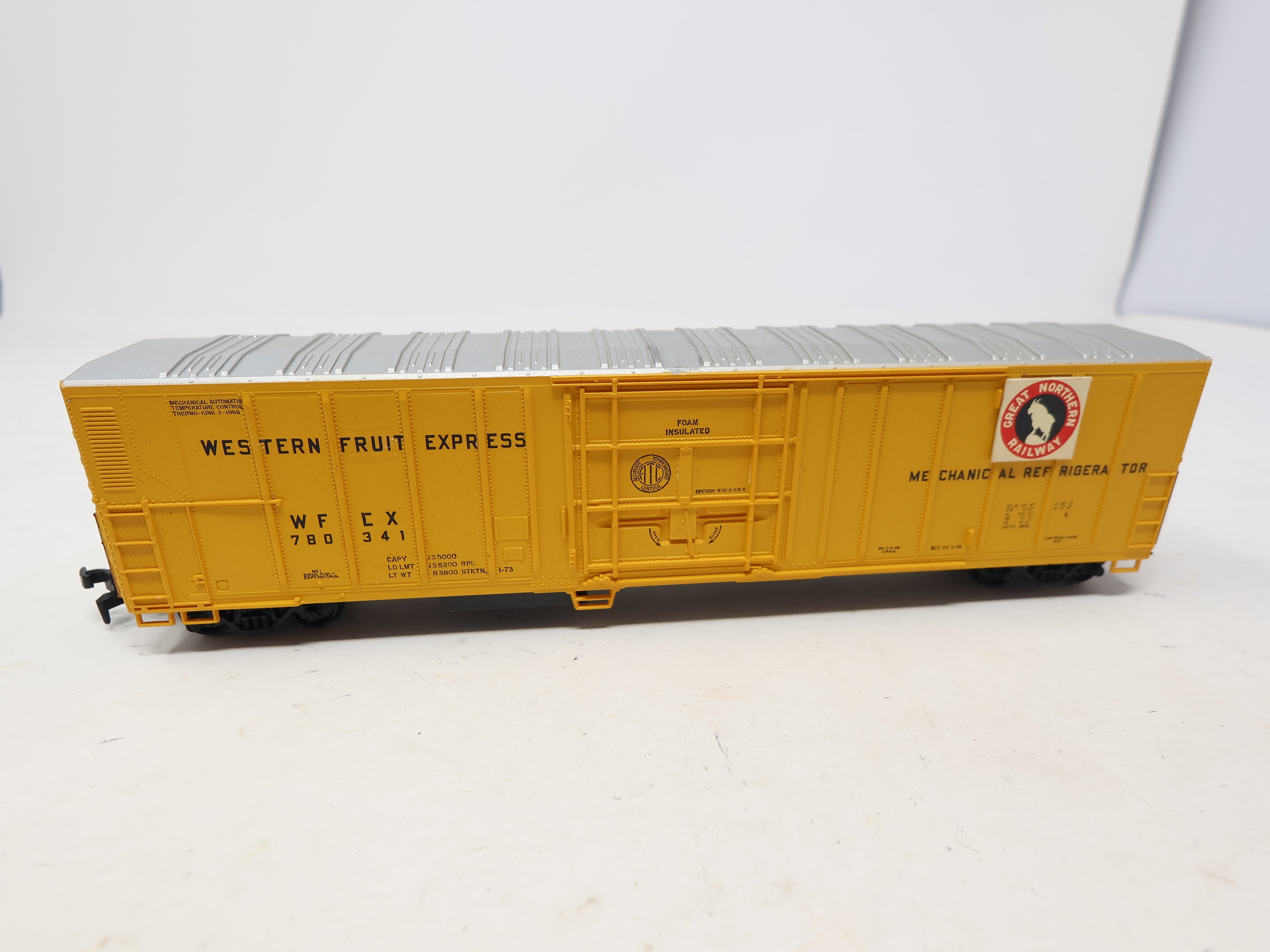 USED Athearn HO Scale, 57' Mechanical Reefer, Western Fruit Express WFCX #780341, GN