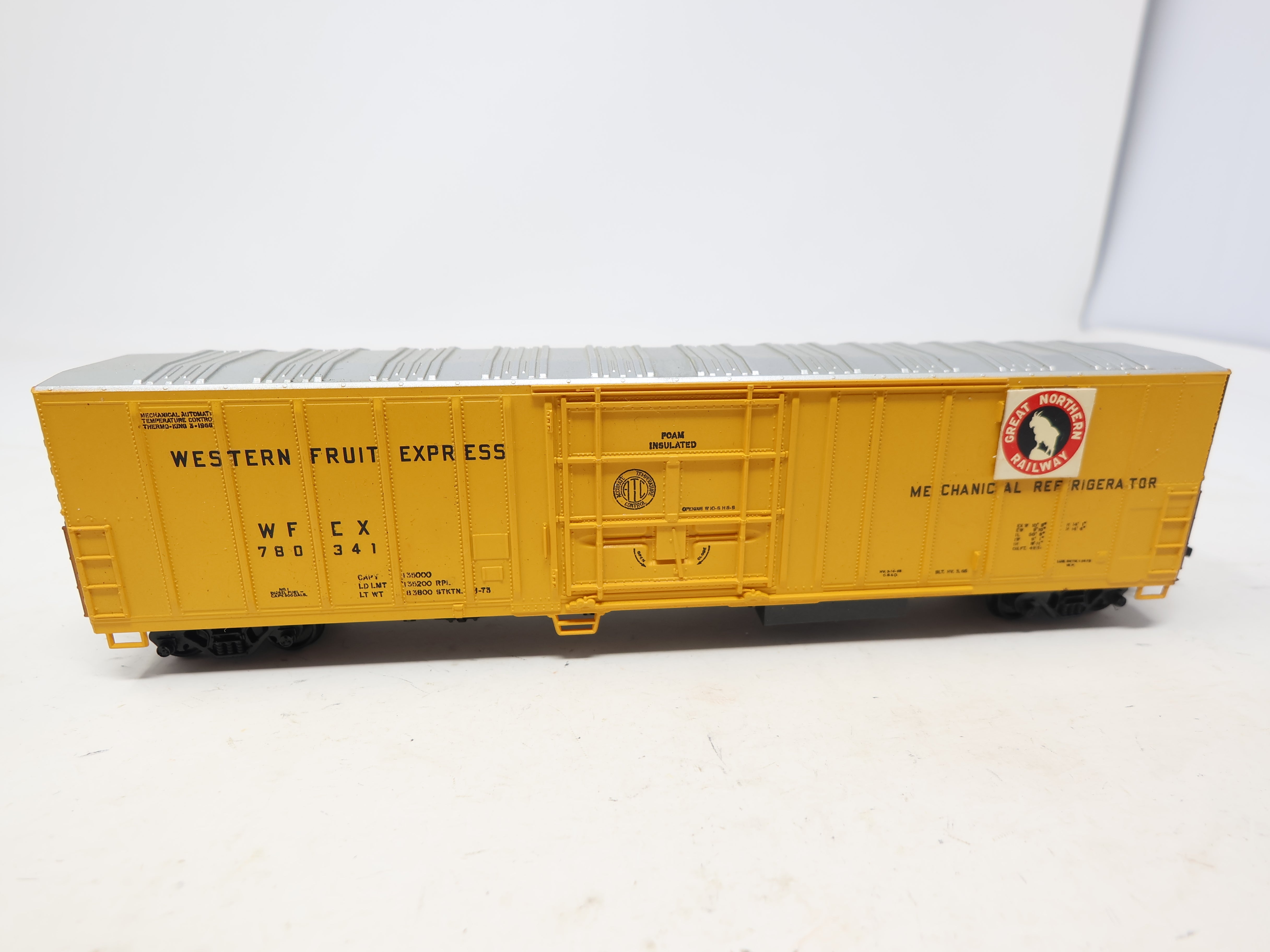 USED Athearn HO Scale, 57' Mechanical Reefer, Western Fruit Express WFCX #780341, GN