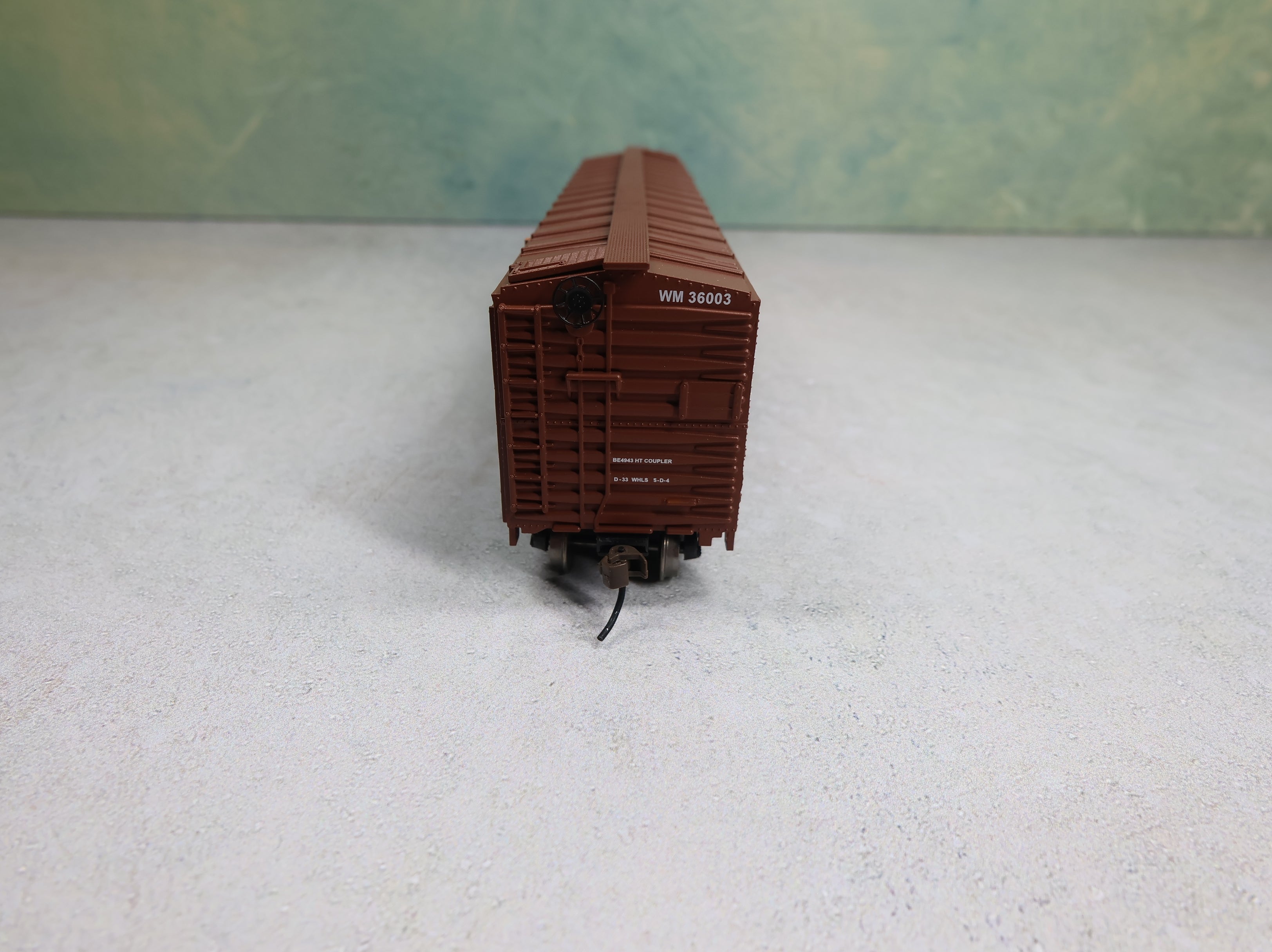 USED Bachmann 18037 HO Scale 50' Plug Door Box Car Western Maryland WM #36003