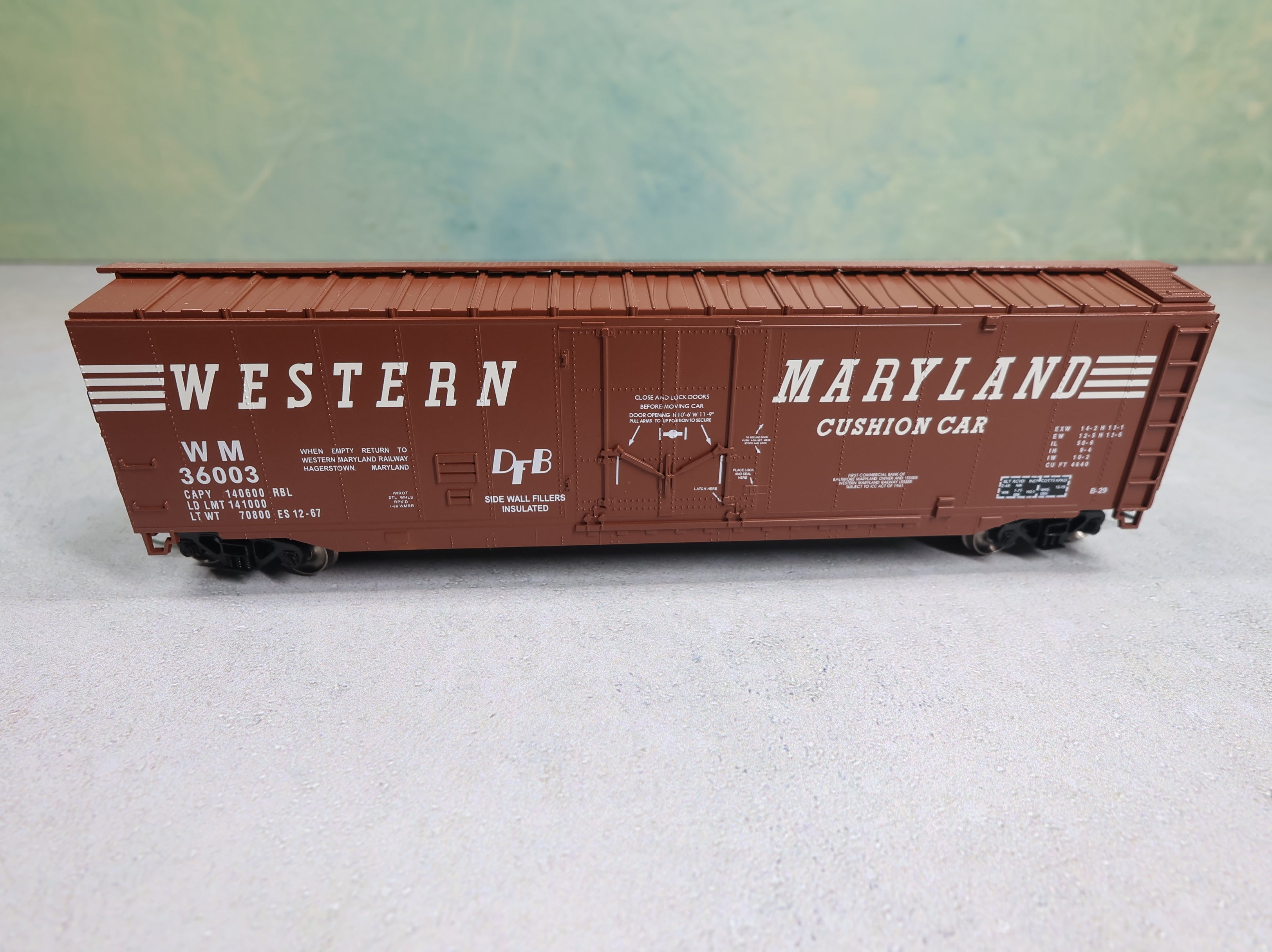 USED Bachmann 18037 HO Scale 50' Plug Door Box Car Western Maryland WM #36003