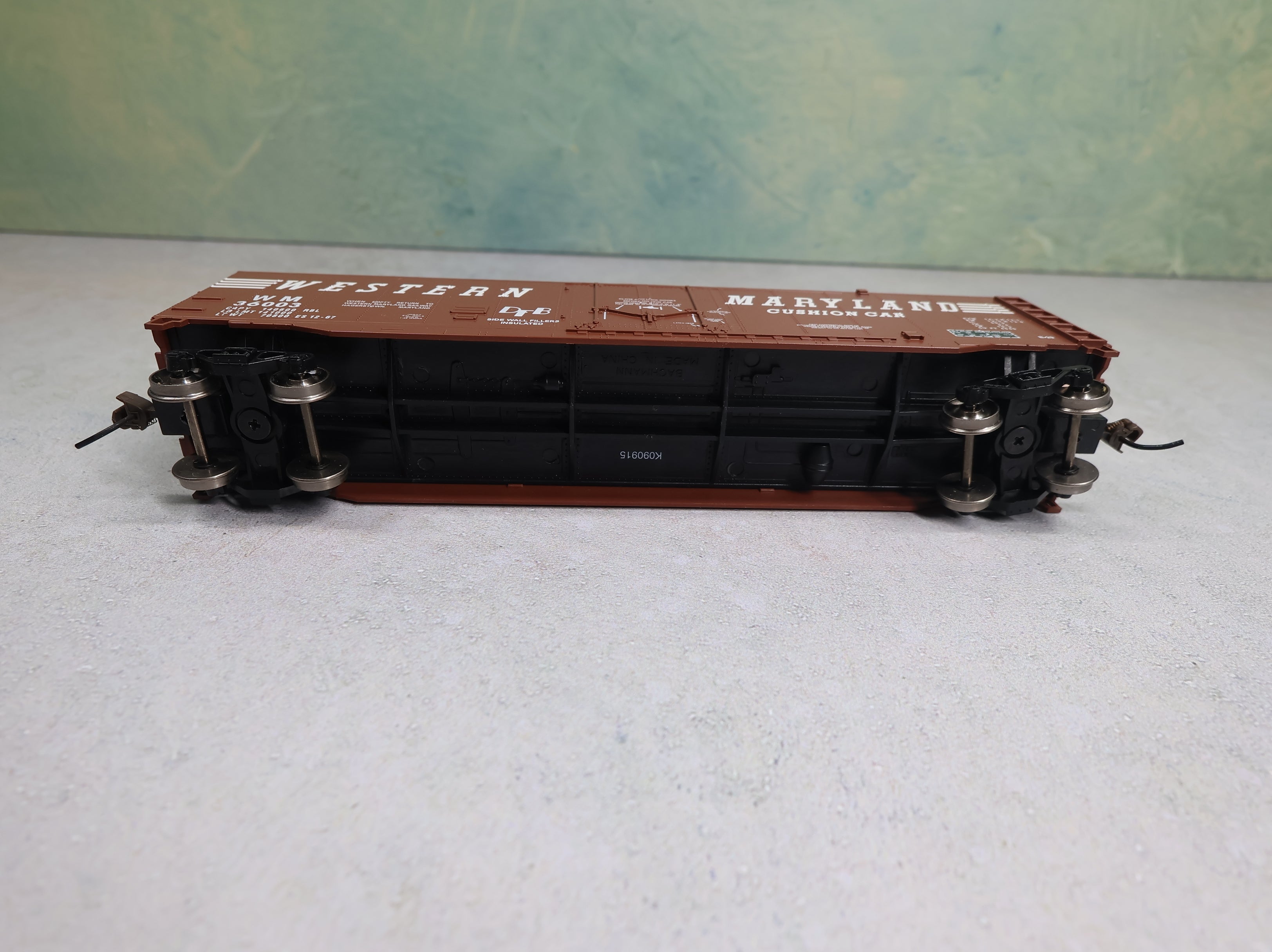 USED Bachmann 18037 HO Scale 50' Plug Door Box Car Western Maryland WM #36003