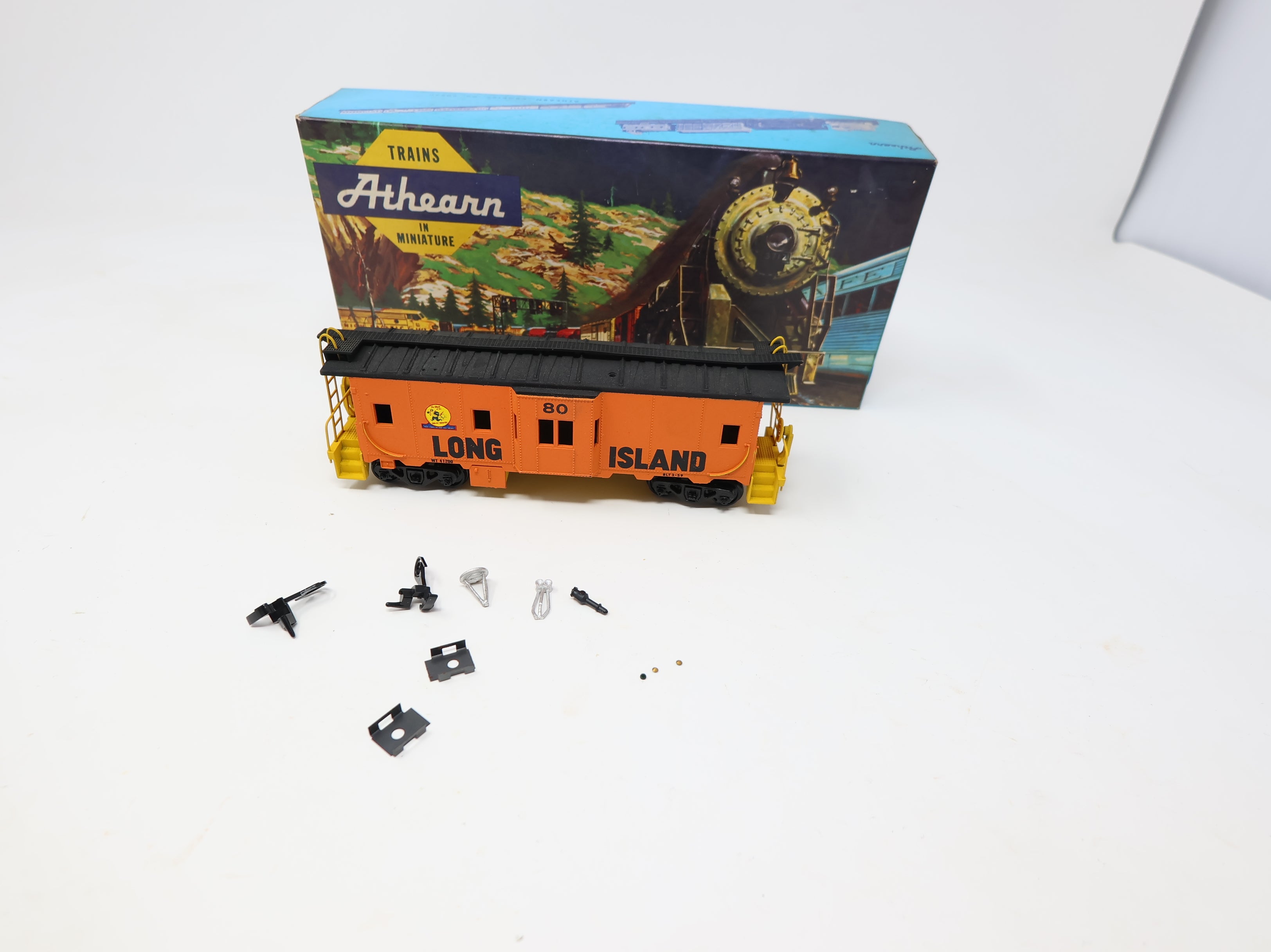 USED Athearn HO Scale Rare Bay Window Caboose Long Island Rail Road #80 Gold Spike Hobbies Custom