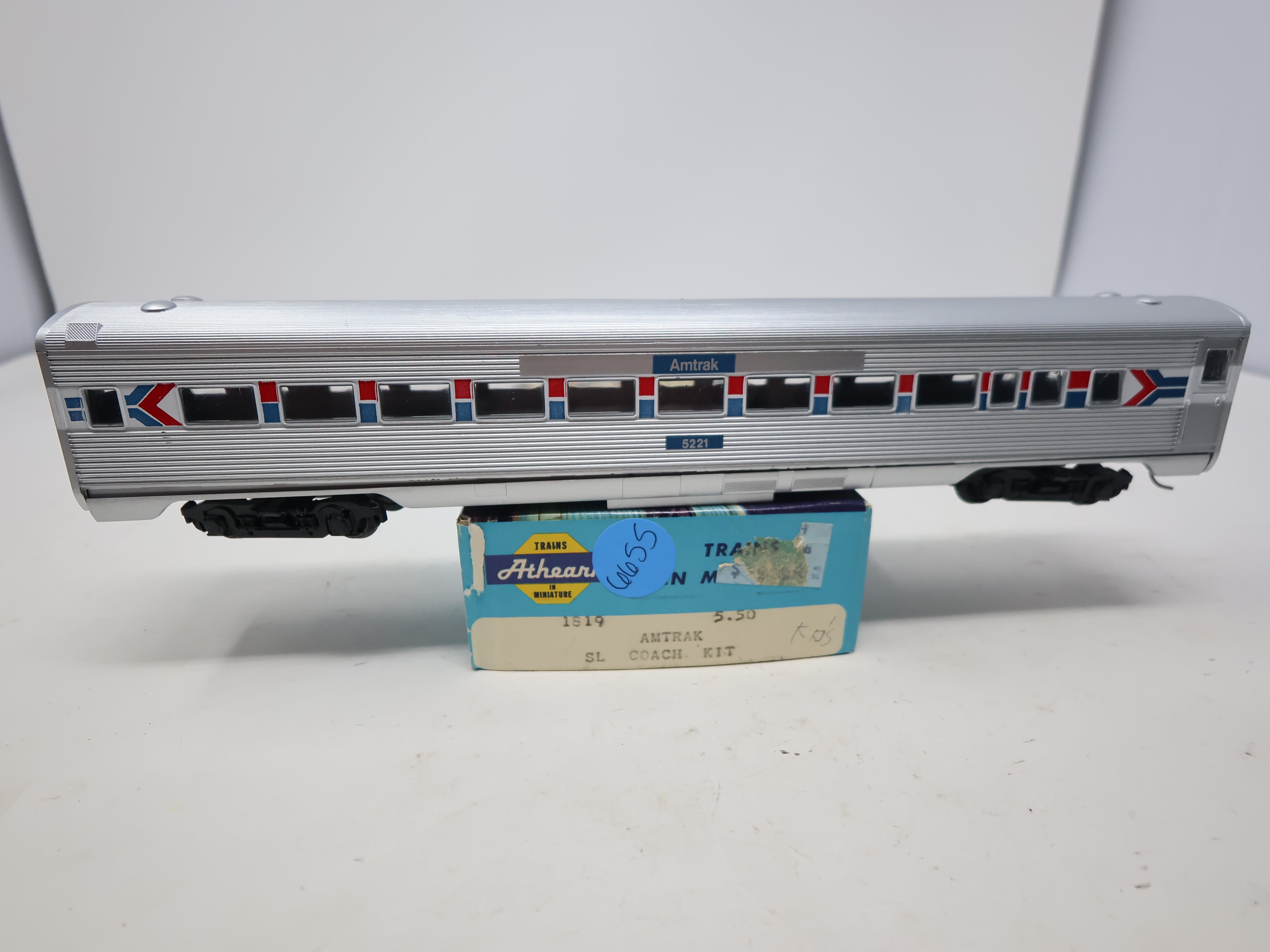 USED Athearn 1819 HO Scale, SL Coach Passenger Car, Amtrak #5221