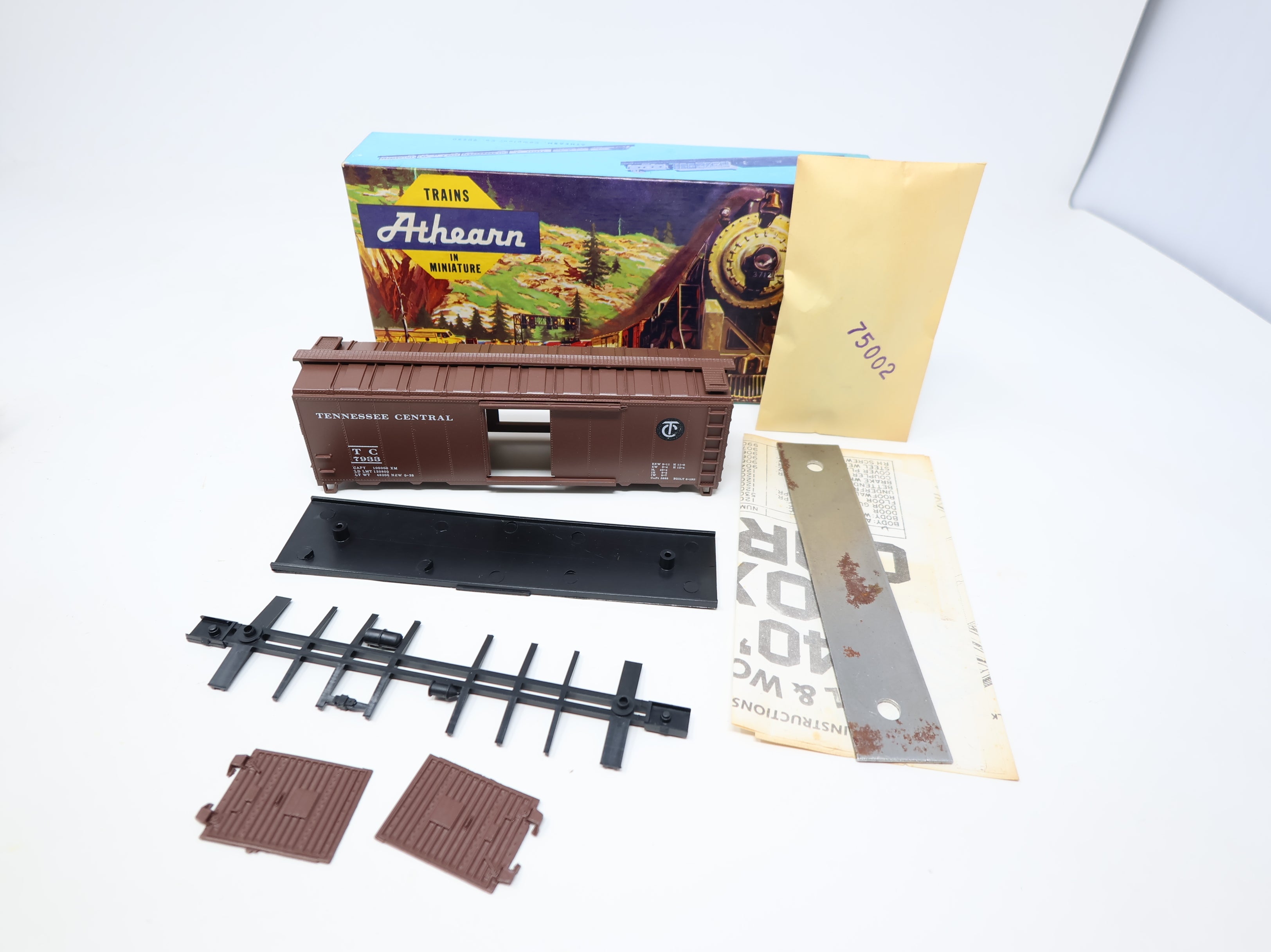 USED Athearn 1086 HO Scale 40' Steel Box Car Tennessee Central TC #7933 Bev-Bel KIT