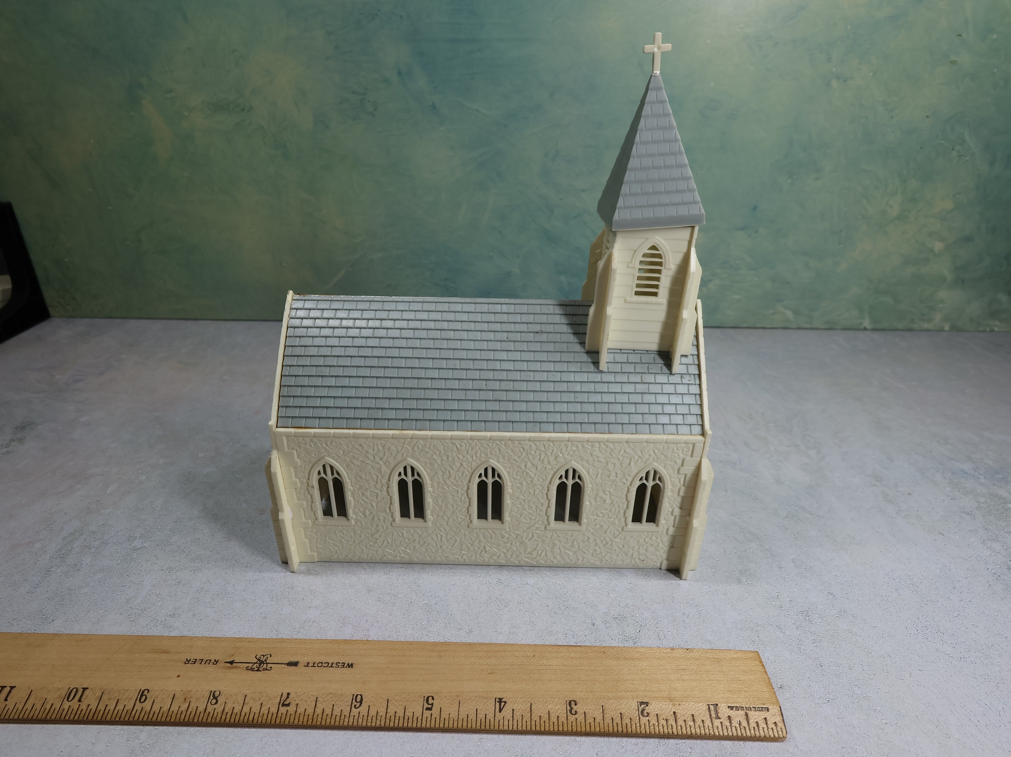 USED Bachmann Plasticville O White Church