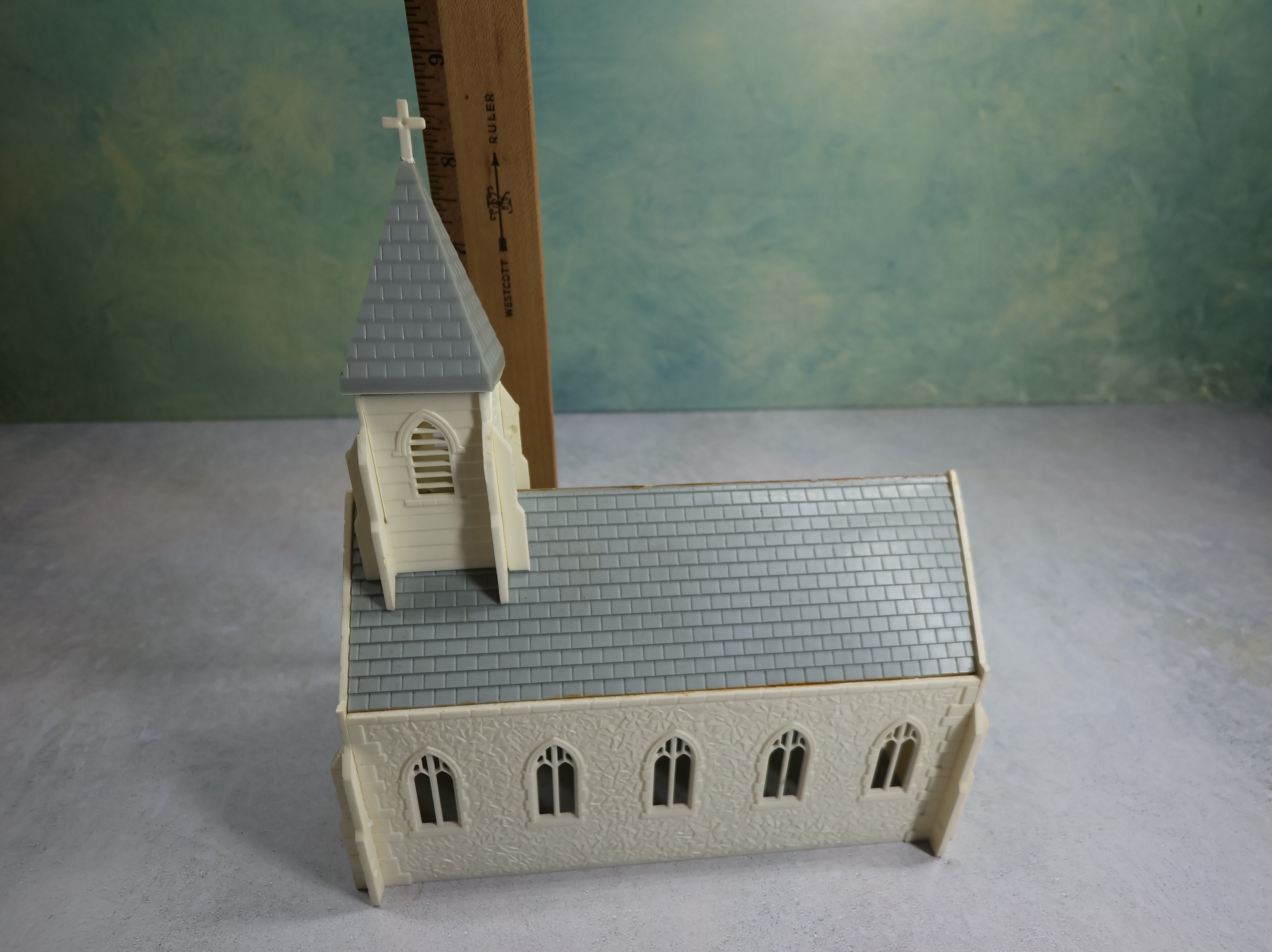 USED Bachmann Plasticville O White Church