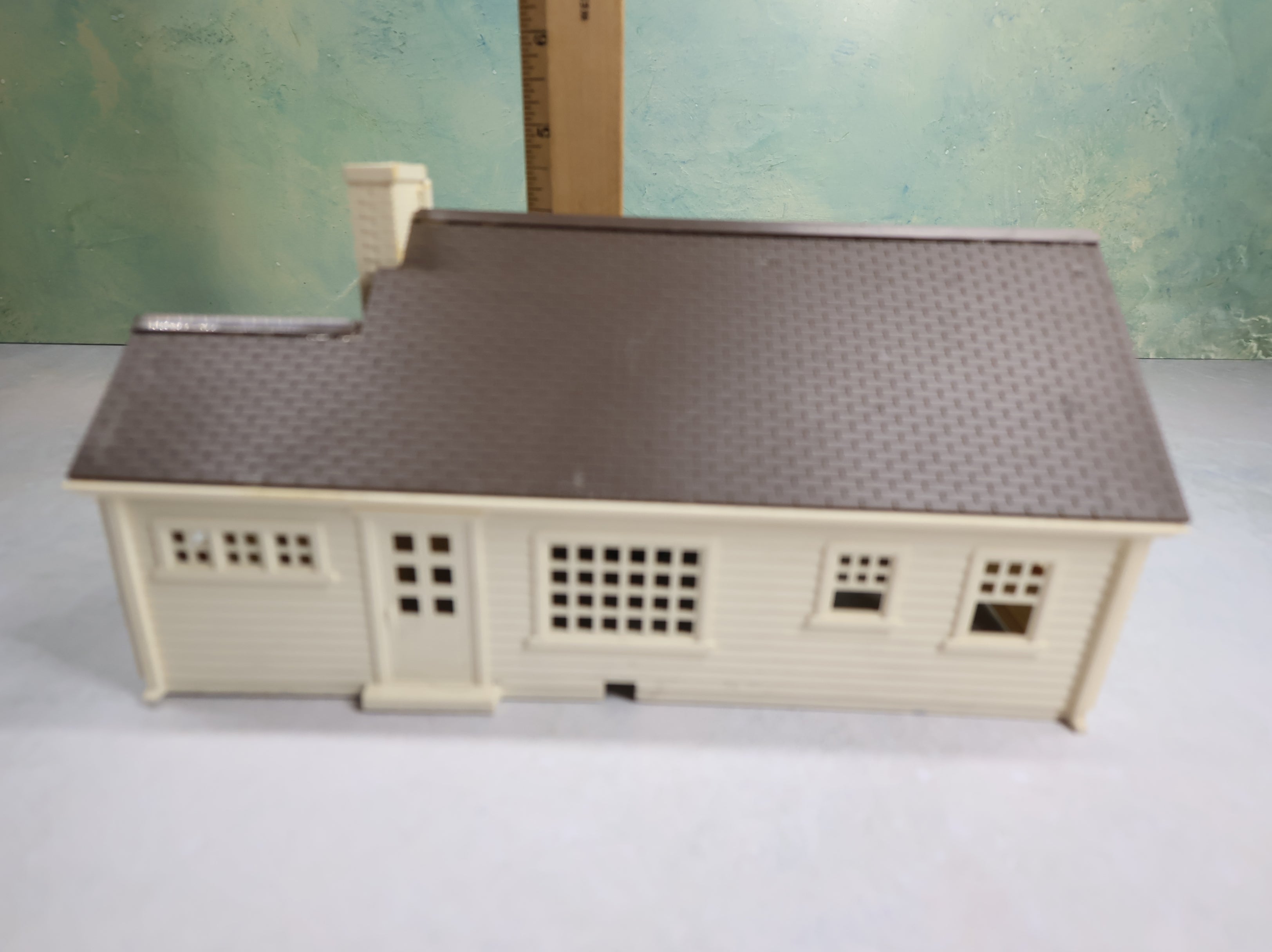 USED Bachmann Plasticville O New England Rancher