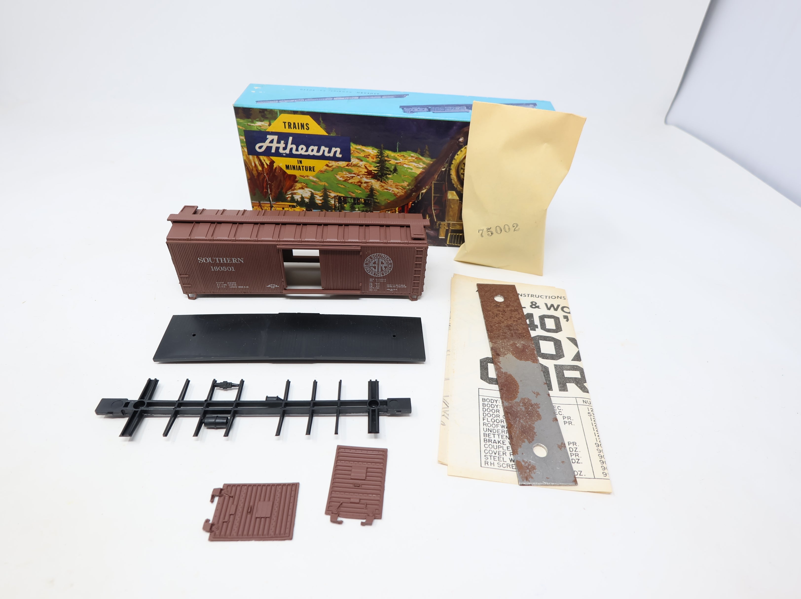 USED Athearn HO Scale 40' Steel and Wood Box Car Southern #160501 KIT