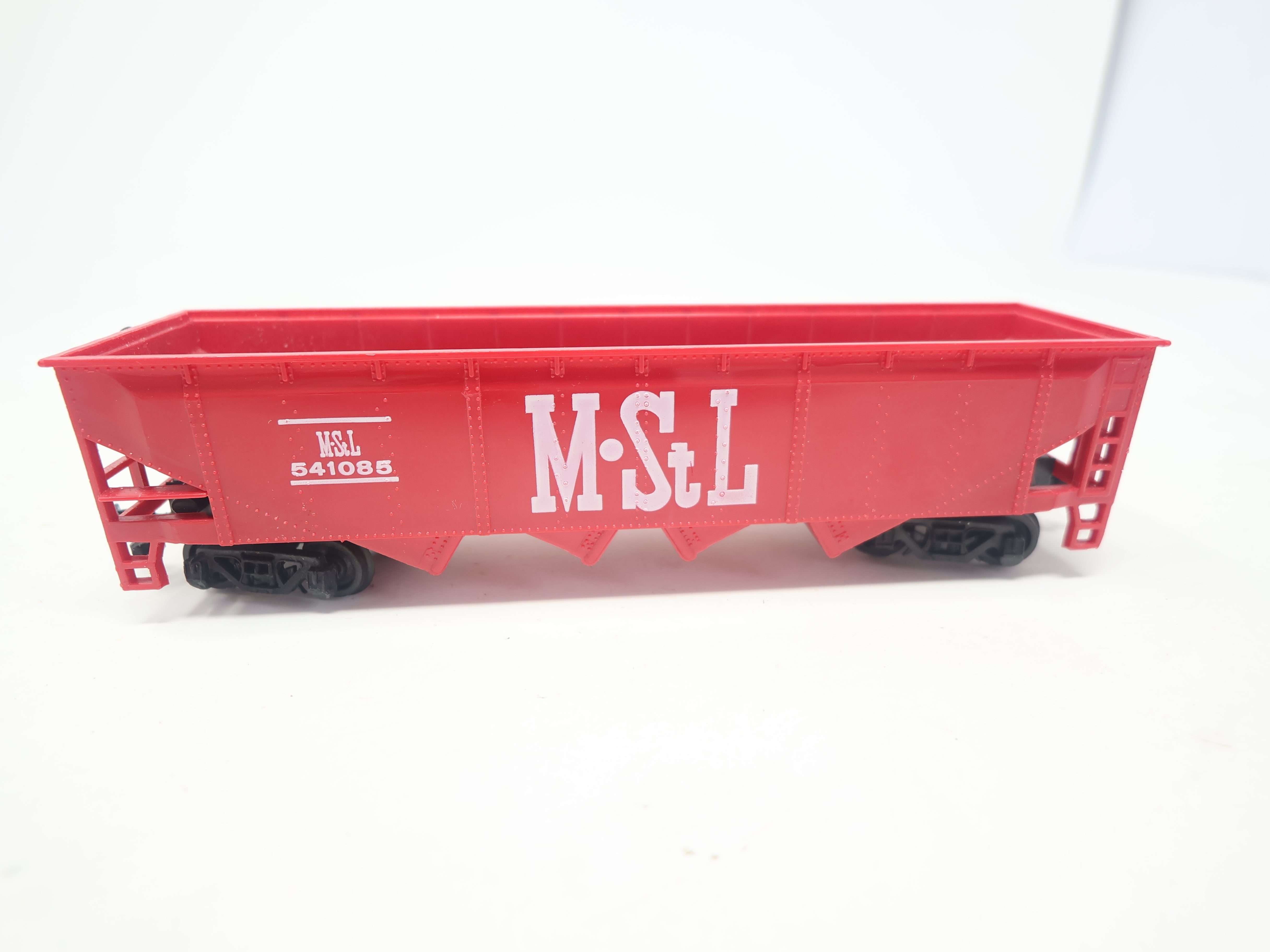 USED Bachmann HO Scale, 4 Bay Hopper, Minneapolis & St Louis MSTL #541085