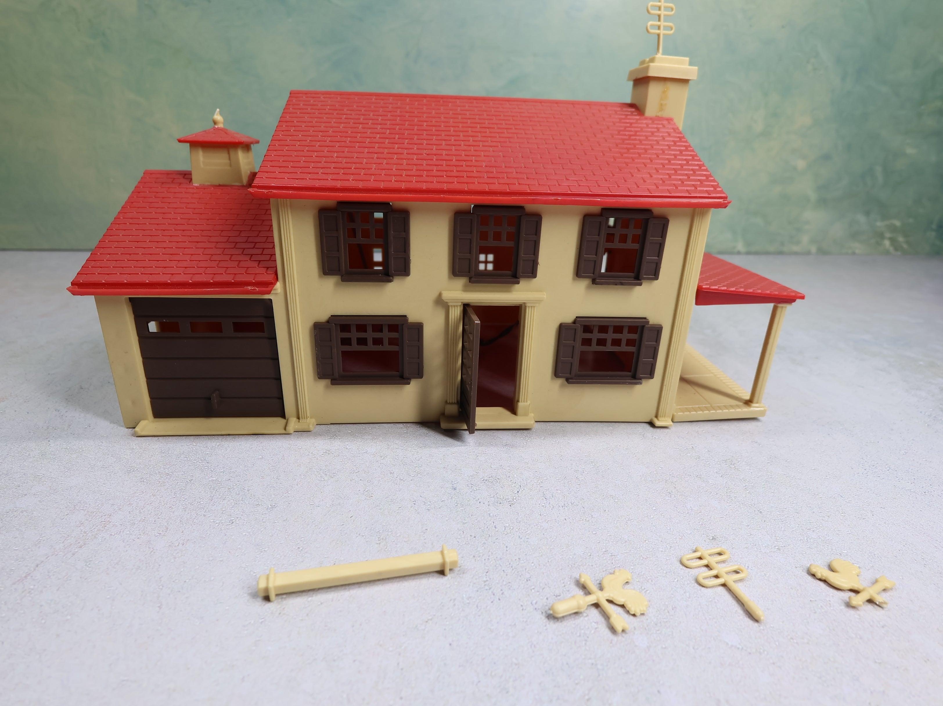 USED Bachmann Plasticville O Two Story House