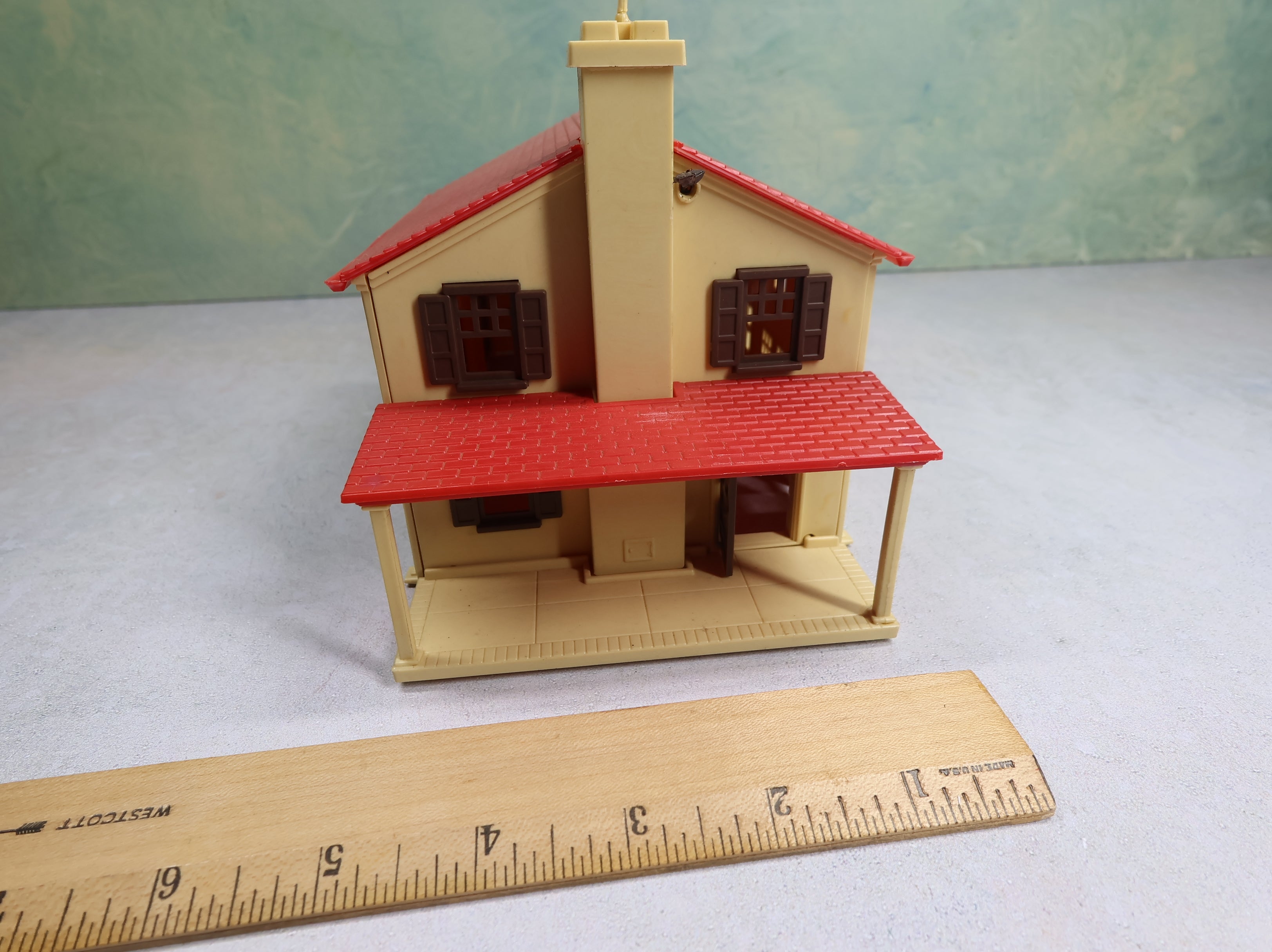 USED Bachmann Plasticville O Two Story House