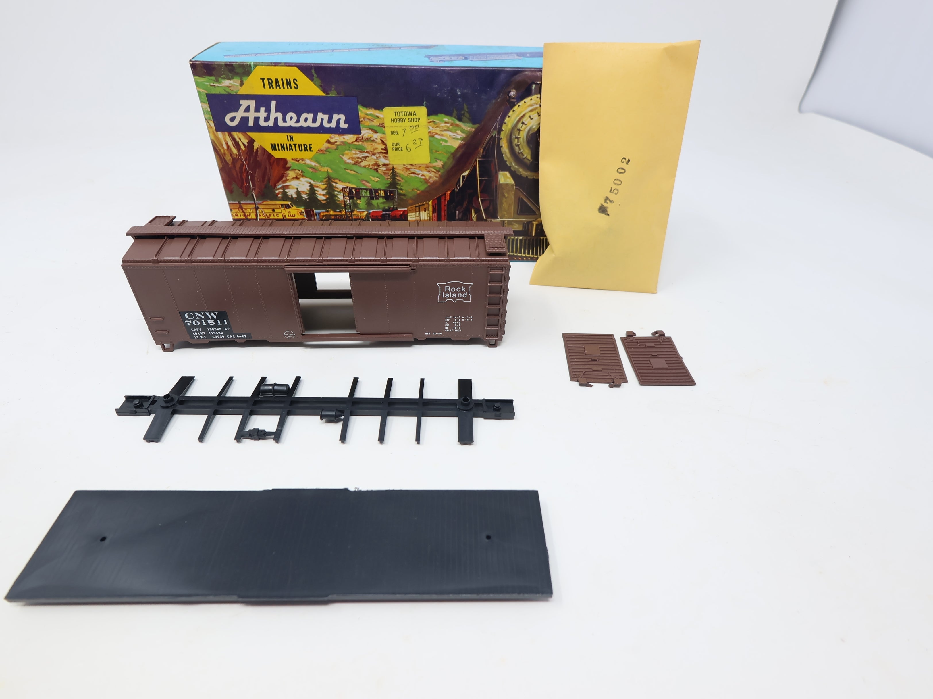 USED Athearn 1446 HO Scale 40' Steel Box Car Chicago & North Western CNW #701511 EX-Rock, Bev-Bel KIT